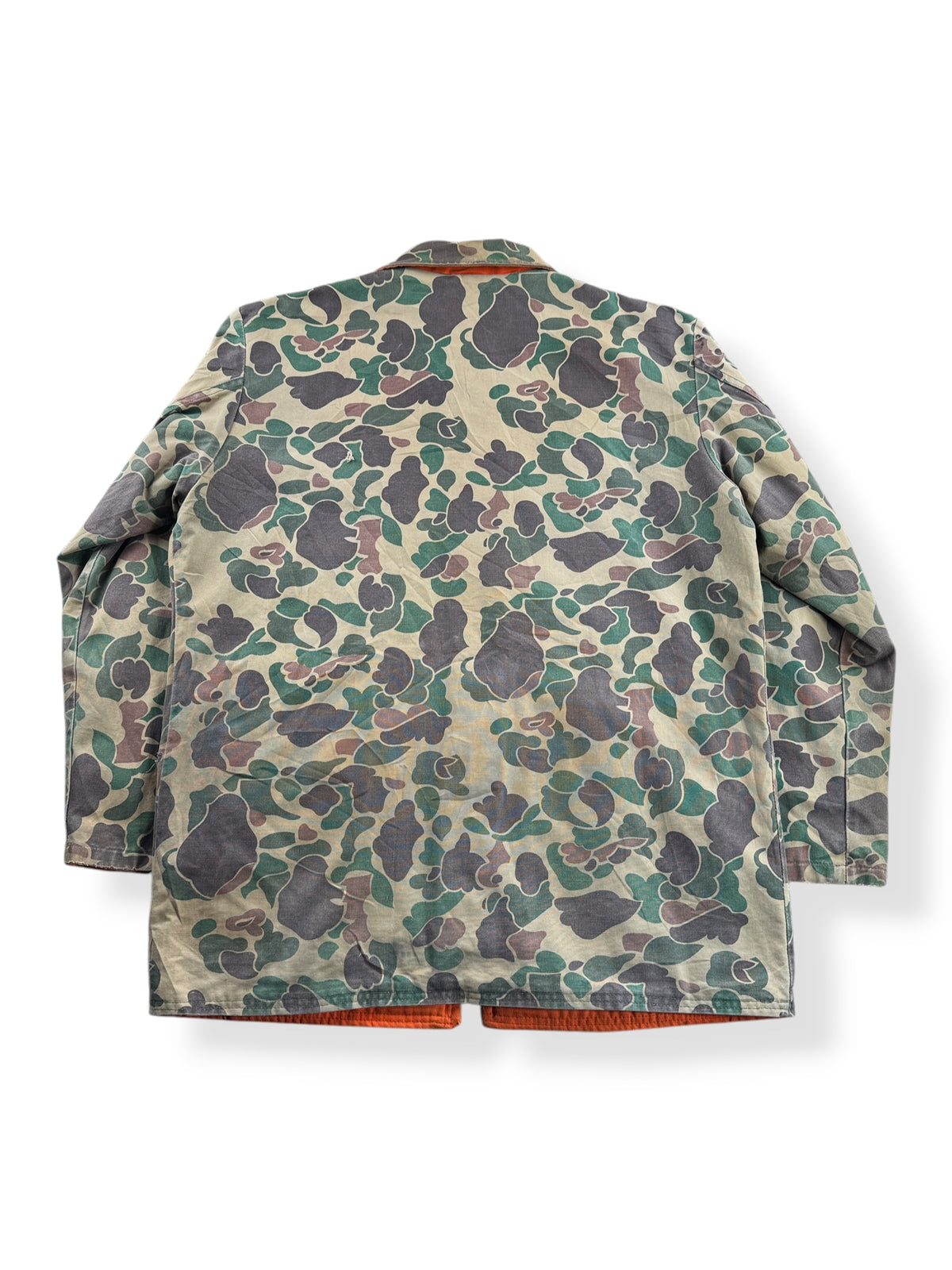 Back of Vintage Duck Camo Reversible Hunting Jacket SZ L
