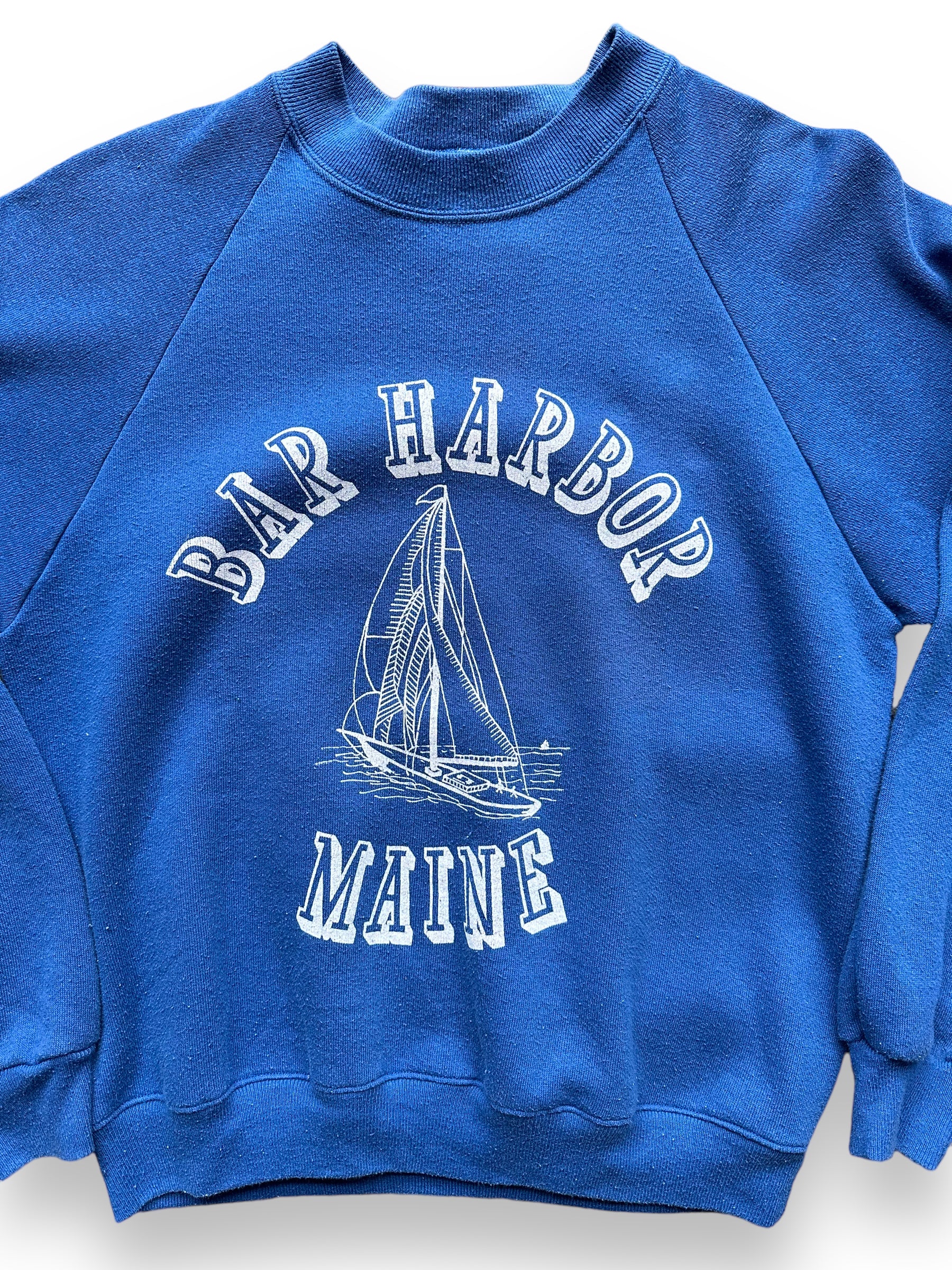 Front Detail on Vintage Bar Harbor Sweatshirt SZ M | Vintage Maine Crewneck Sweatshirts Seattle | Barn Owl Vintage Seattle