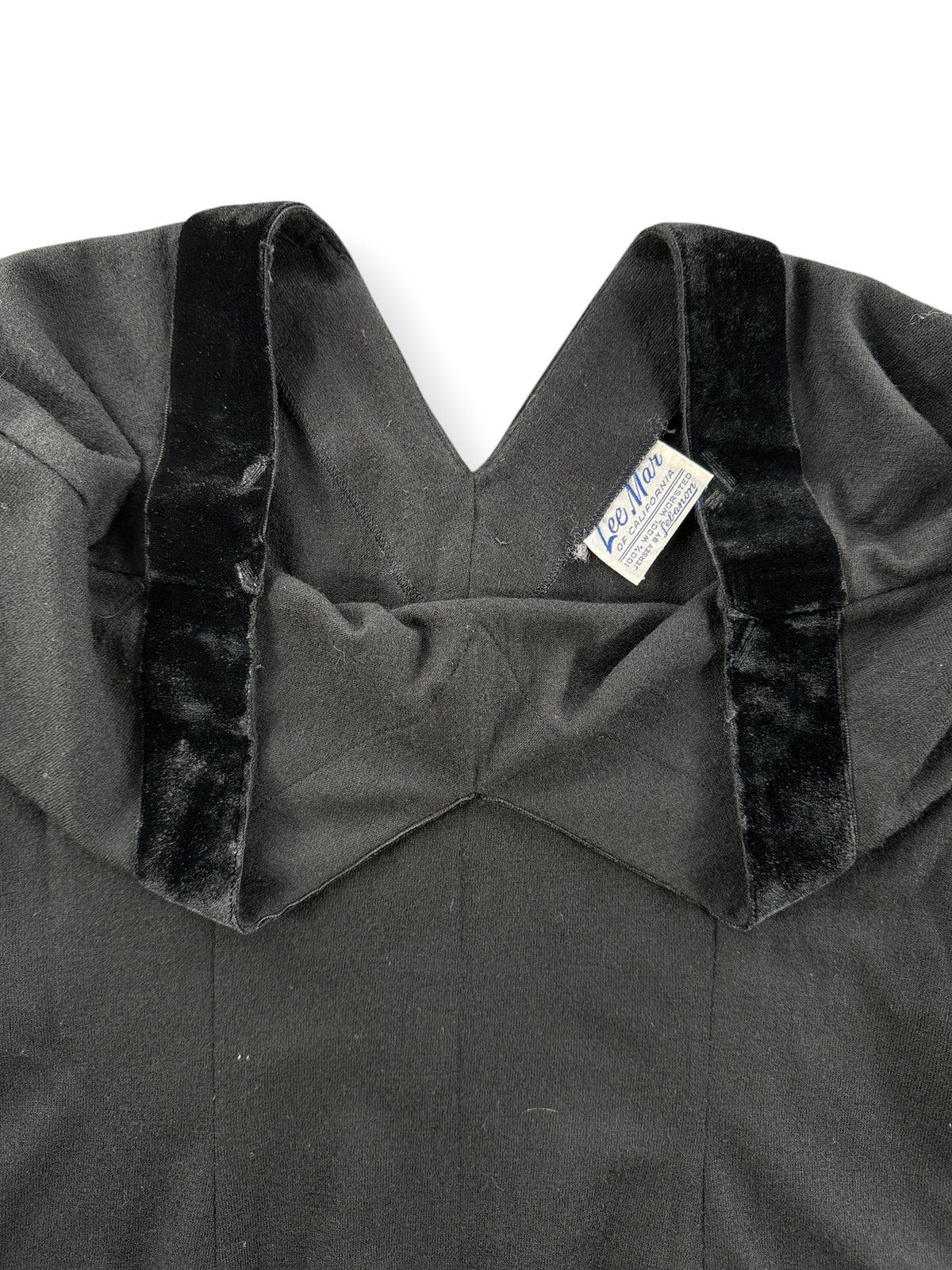 Inside of Vintage 1950s Double V Sweater w/ Velvet Ribbon SZ S