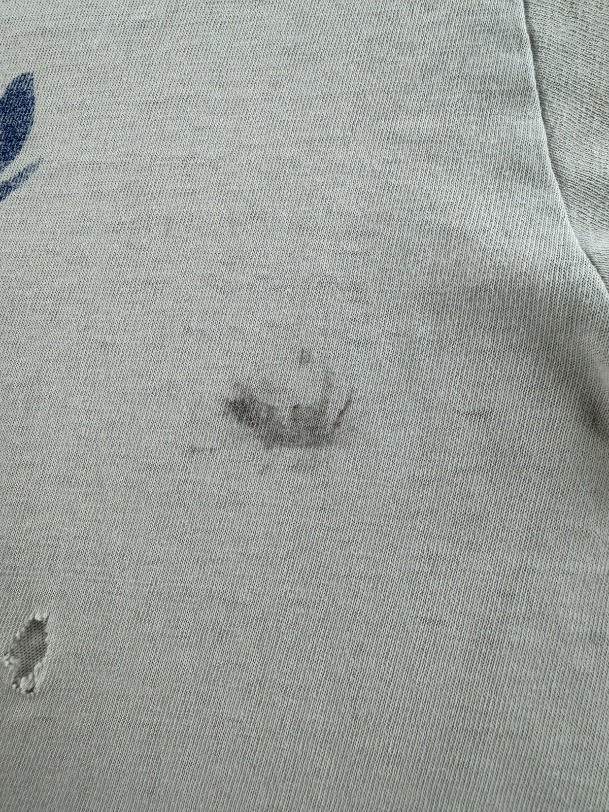 Stain on Vintage Thrashed Lowell's Pike Place Tee SZ L (Fits M)