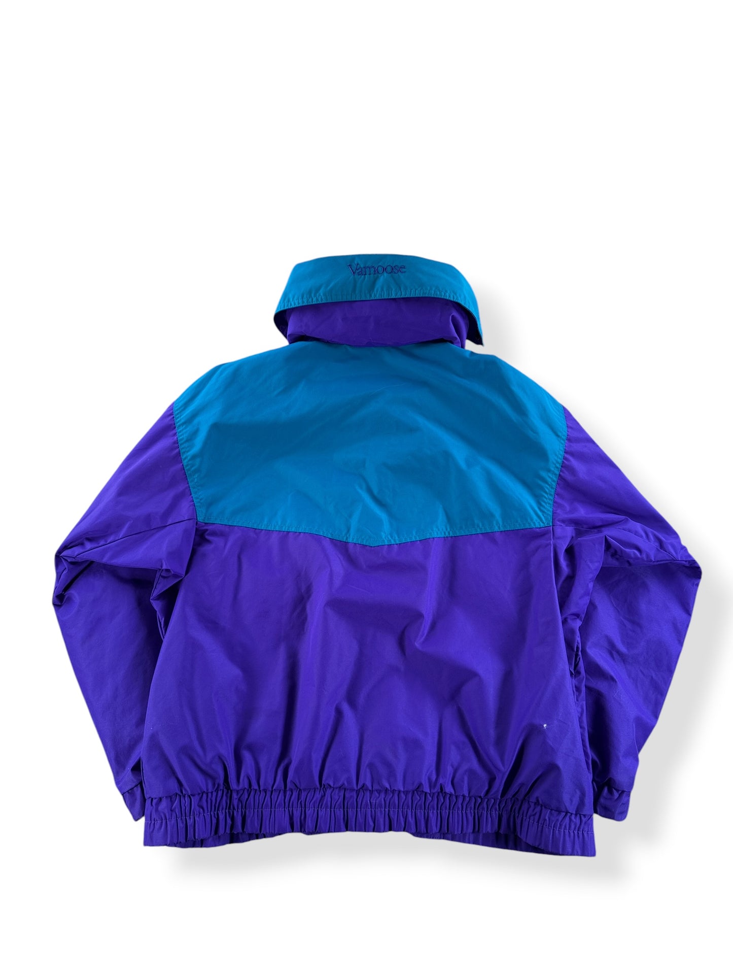 Back of Vintage Women's Purple Columbia Nylon Jacket SZ M