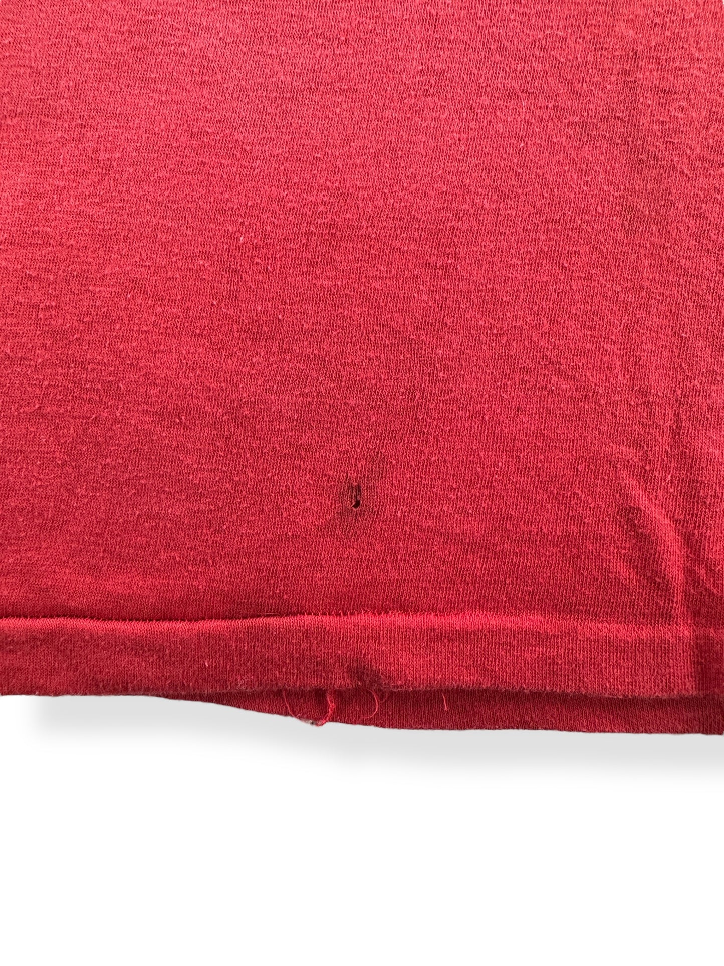 Hole on Vintage 70s Faded Armadillo Tee SZ S