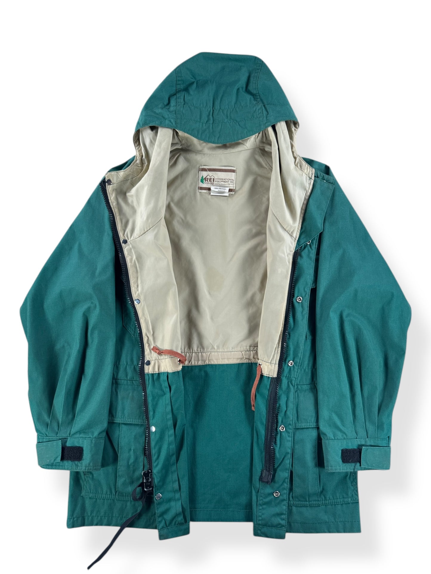 Inside of Vintage Green REI Mountain Parka SZ M