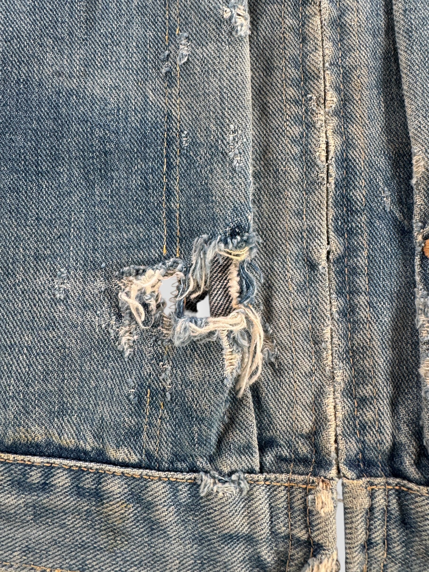 Hole on Vintage 50's Wrangler Blue Bell Denim Jacket SZ M