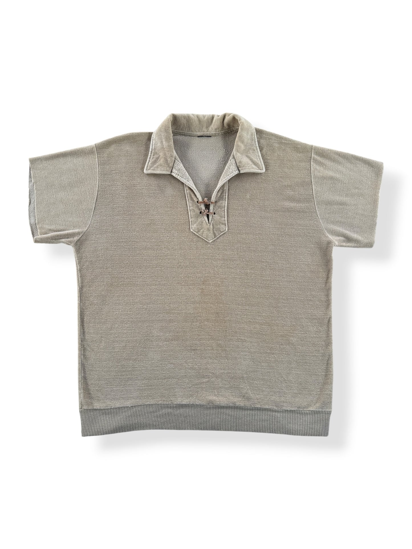 Front of Vintage Velour Pullover Short Sleeve Shirt SZ M