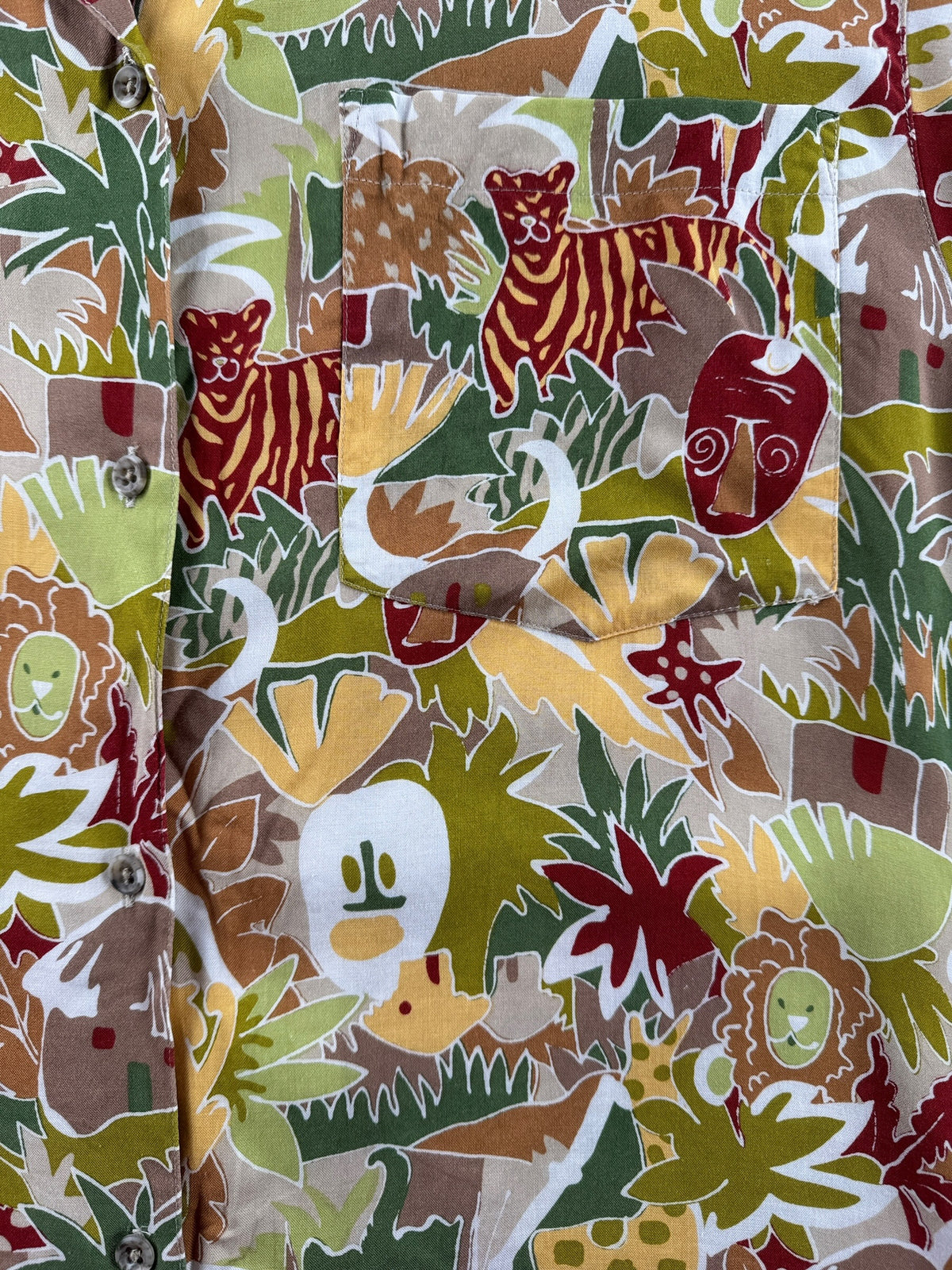 Pattern on Vintage Sakura Sport Rayon Aloha Shirt SZ L