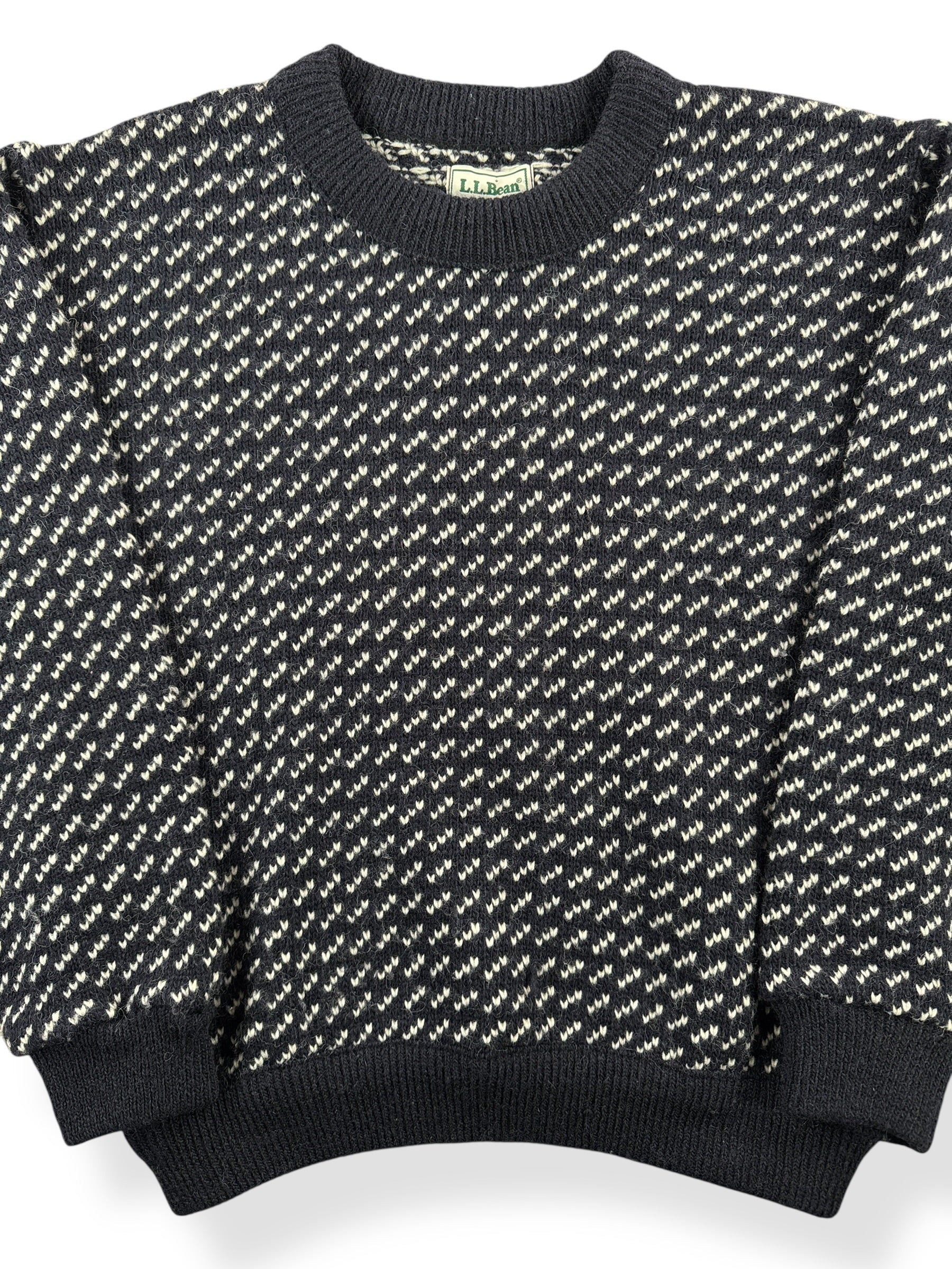 Front Close Up of Vintage Ladies L.L. Bean Ragg Wool Birdseye Sweater SZ M