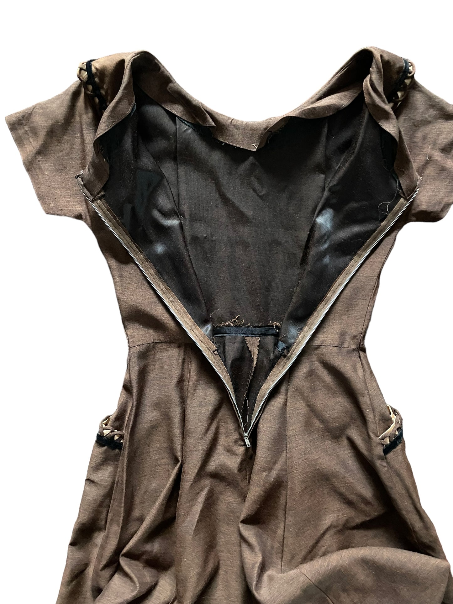 Open zipper view of Vintage 1950s Brown Dress With Velvet Trim SZ S |  Barn Owl Vintage Dresses | Seattle Vintage Ladies Clothing