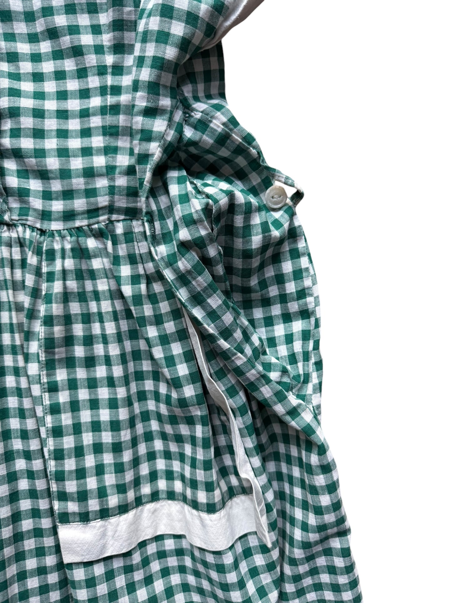 Button pocket view of 1940s Penney's Plaid Cotton Frock S