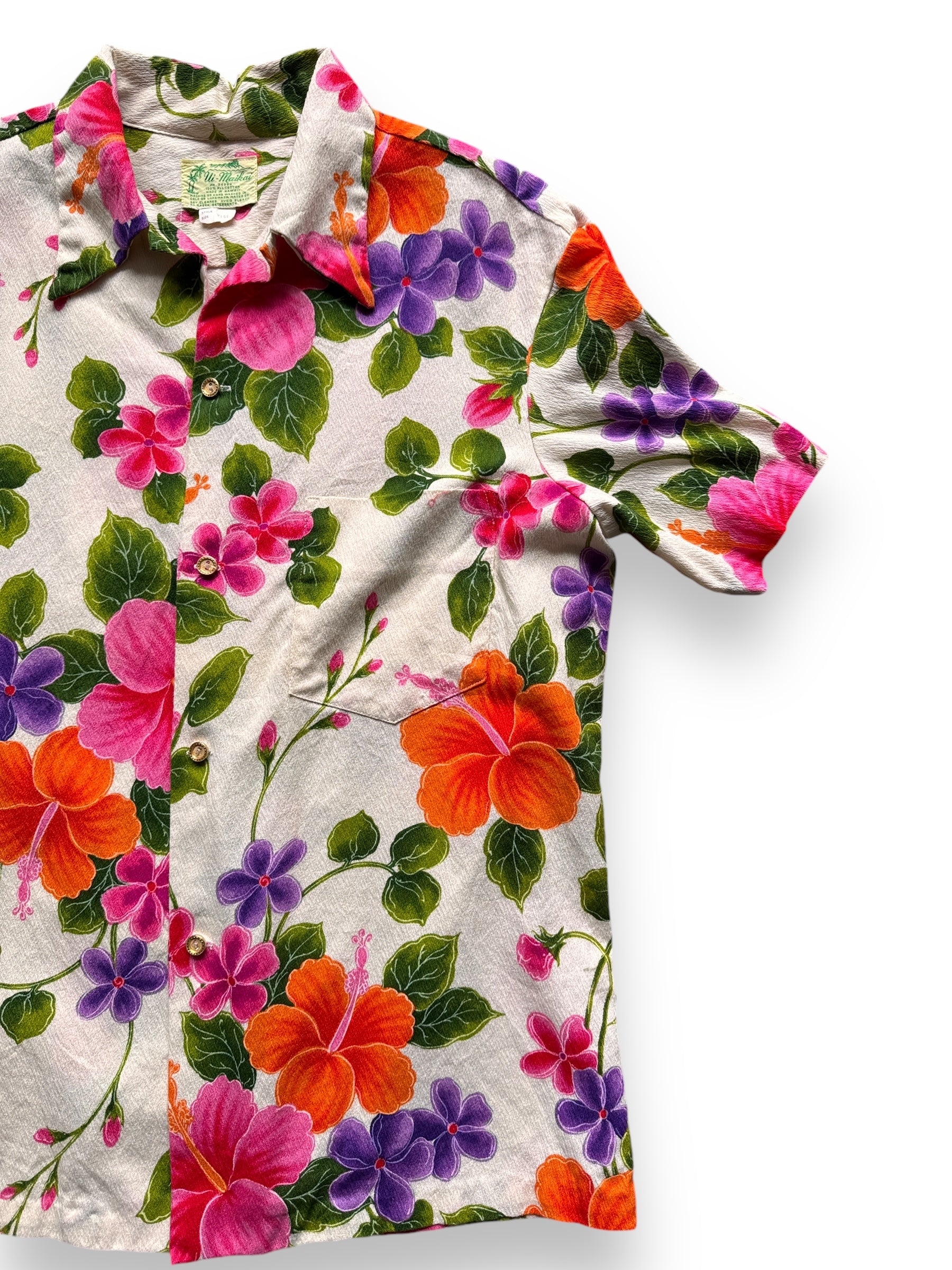 front left of Vintage Ui-Maikai Barkcloth Aloha Shirt SZ XL