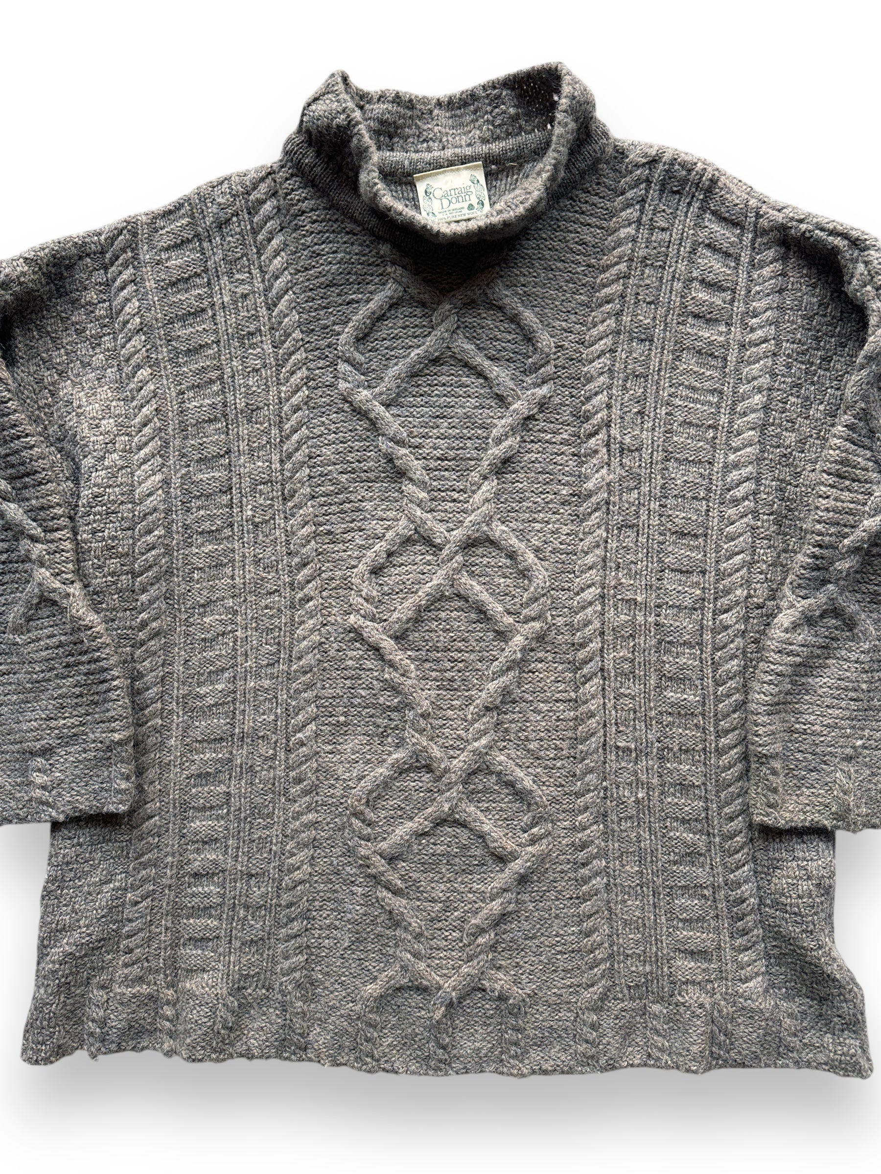 front close up of Vintage Irish Carraig Donn Wool Sweater SZ L