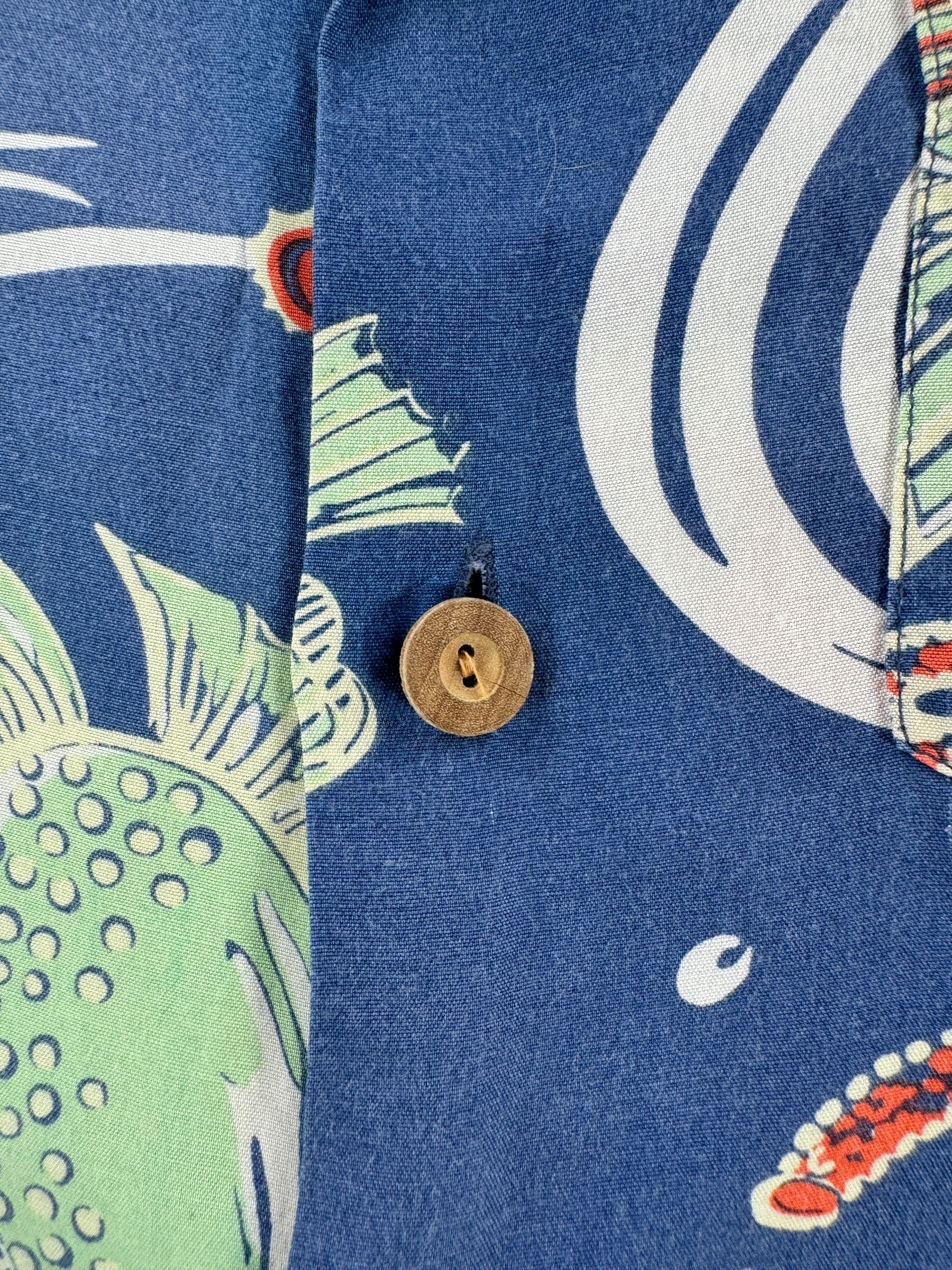 Button on Vintage 60s Era Reminiscence Aloha Shirt SZ M