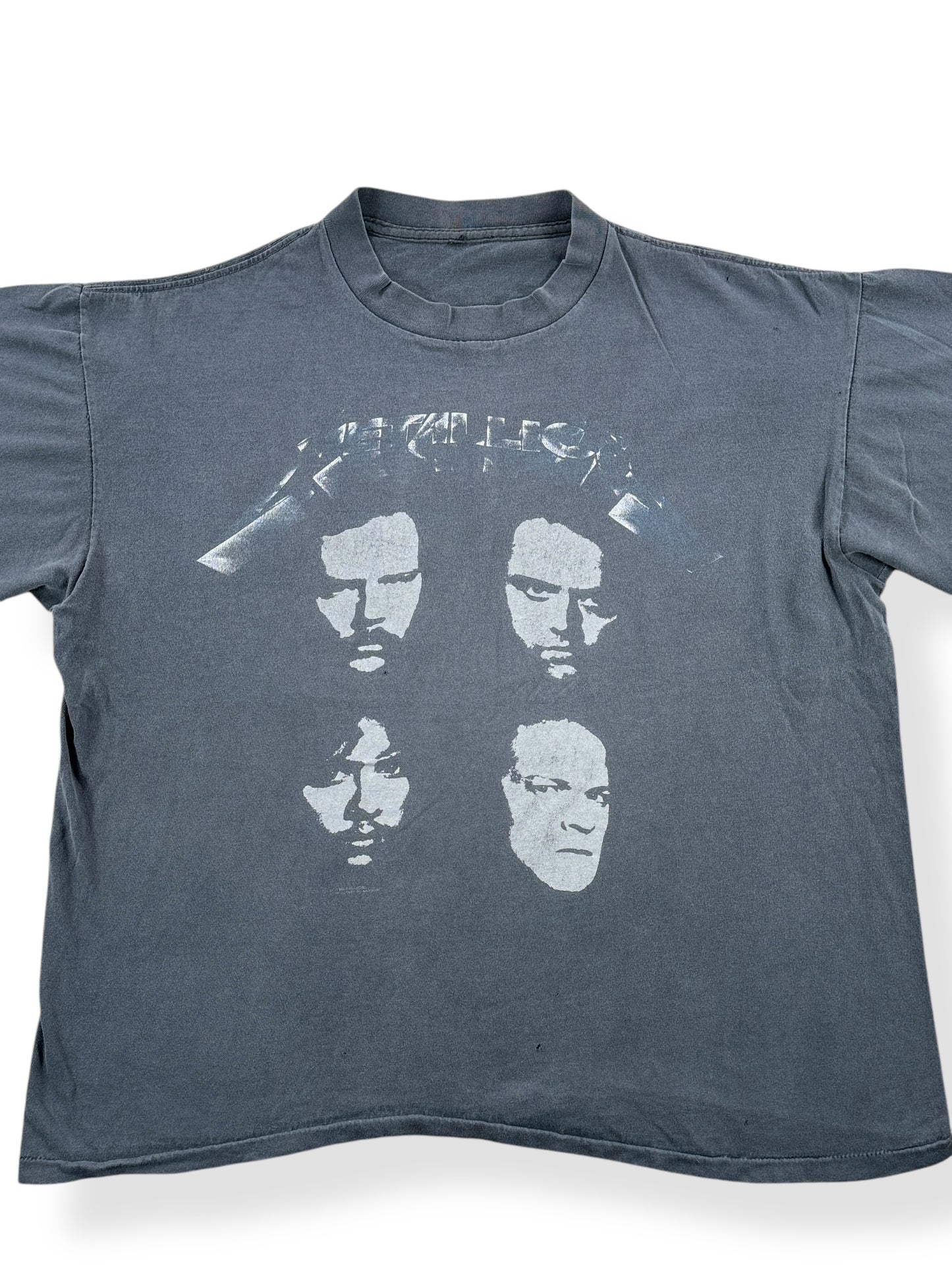 Front Close Up of Vintage 1991 Metallica Black Album Tour Tee SZ XL