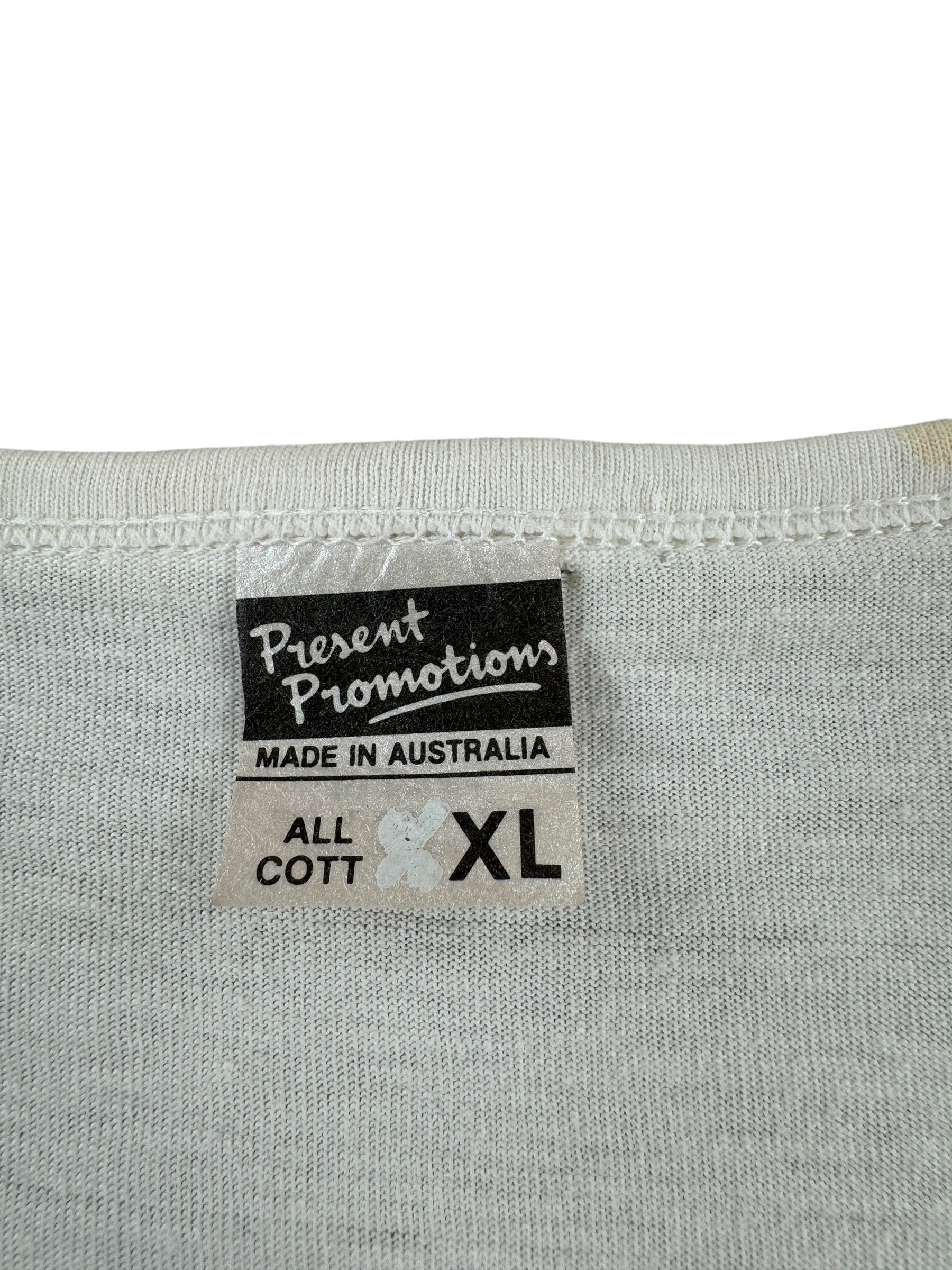 Tag on Vintage World Expo '88 Tee SZ L