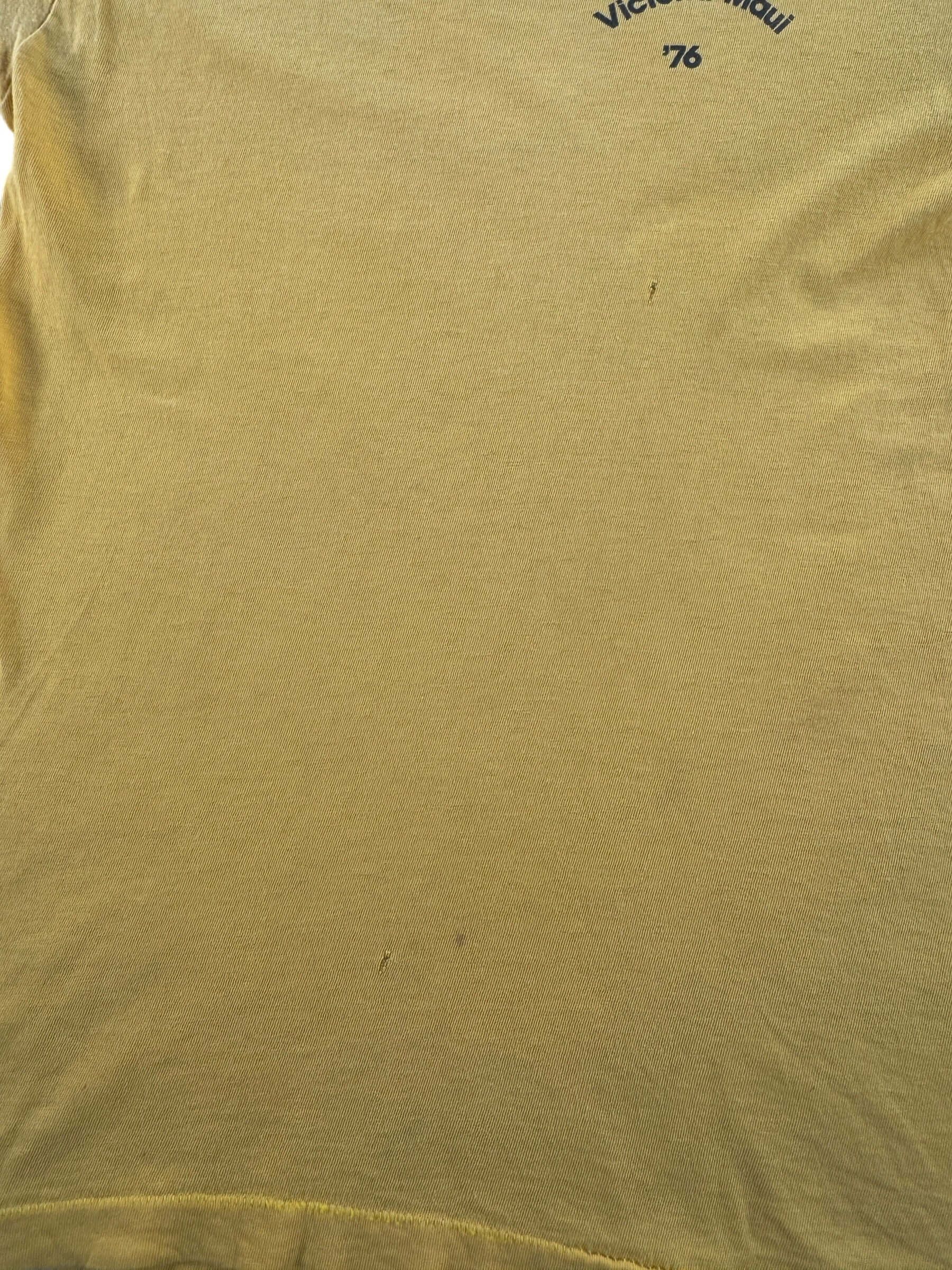 Hole on Vintage Victoria-Maui '76 Tee SZ S (Fits XS)