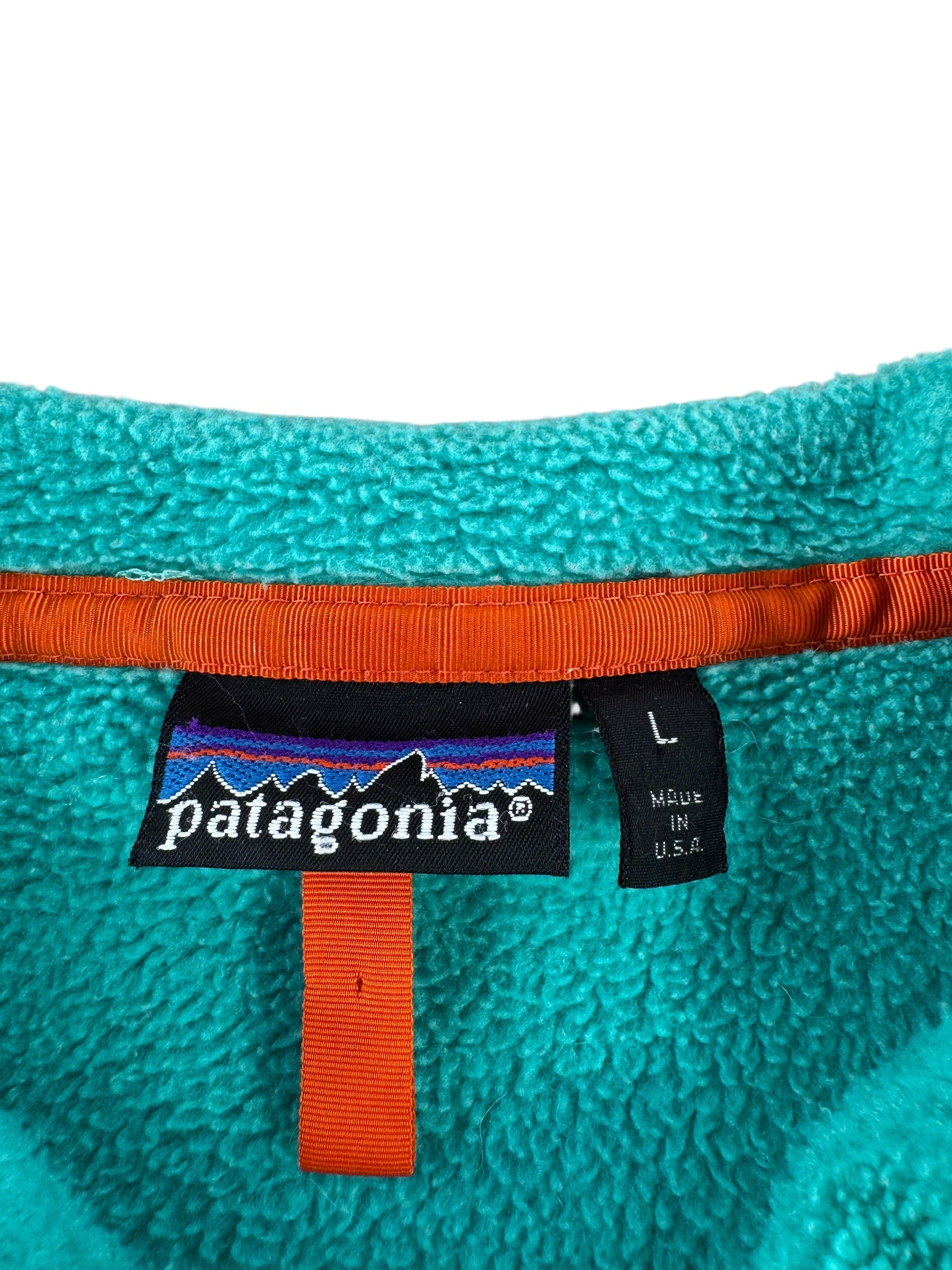 Tag on Vintage MIUSA Turquoise Patagonia Synchilla SZ L