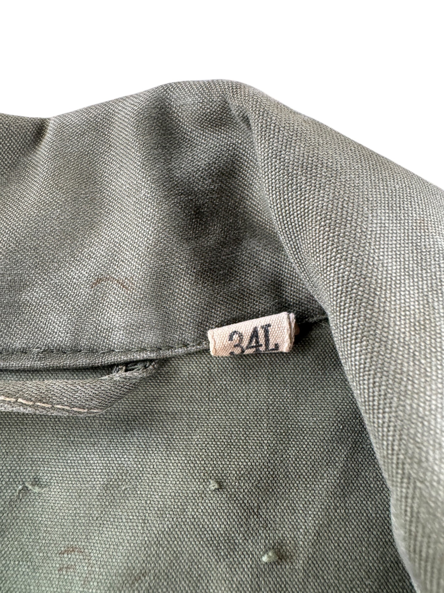 Size on Vintage M-1941 Military Field Jacket SZ 34L