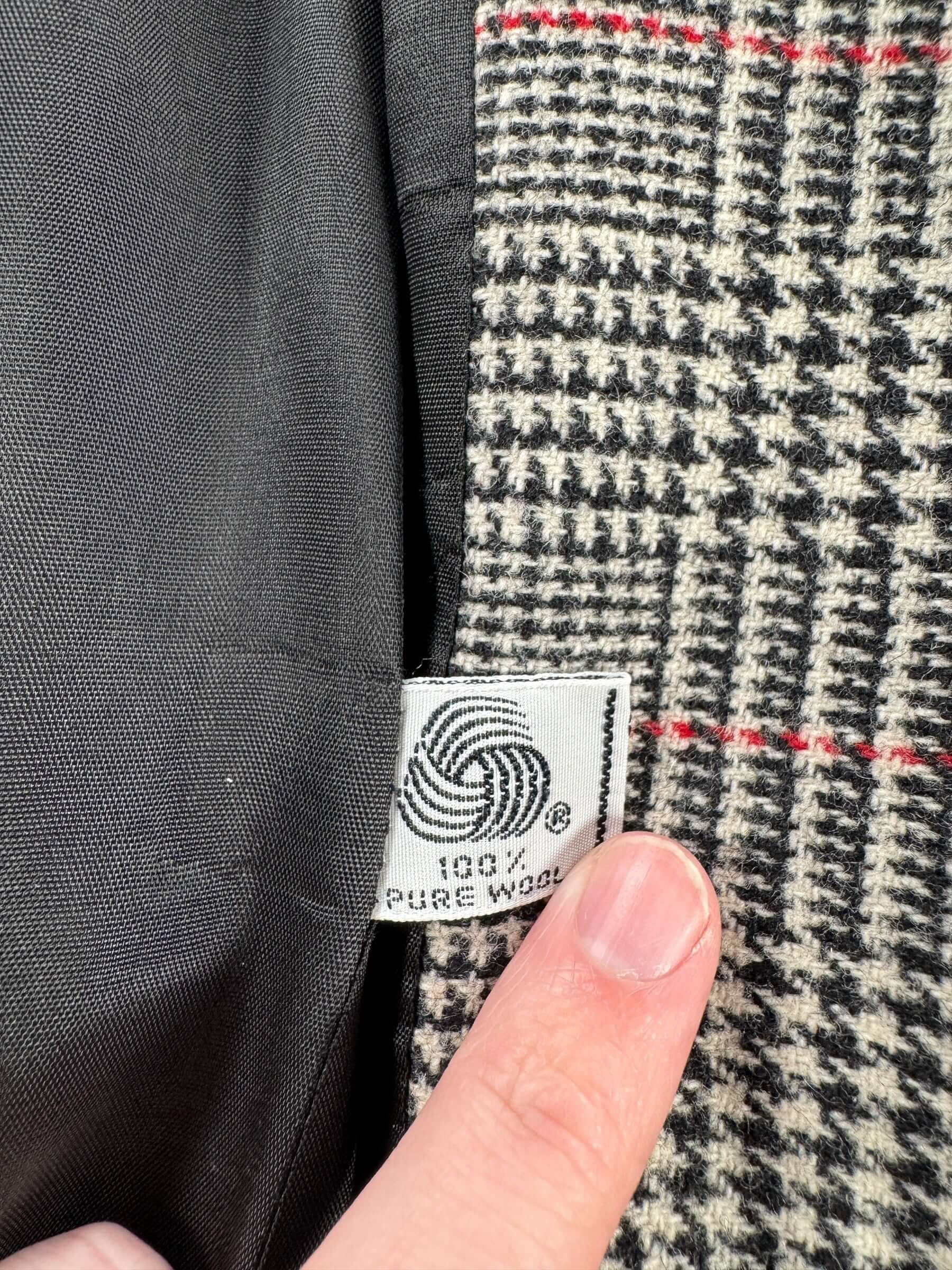 Tag of Vintage 70s Preppy Plaid Wool Blazer SZ 12