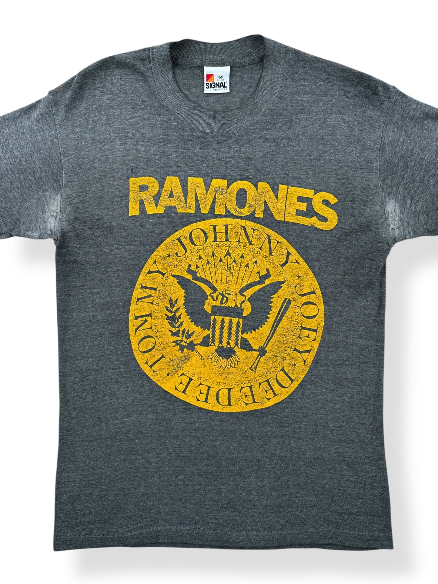 Front Close Up of Vintage Early 80s Ramones Tee SZ S