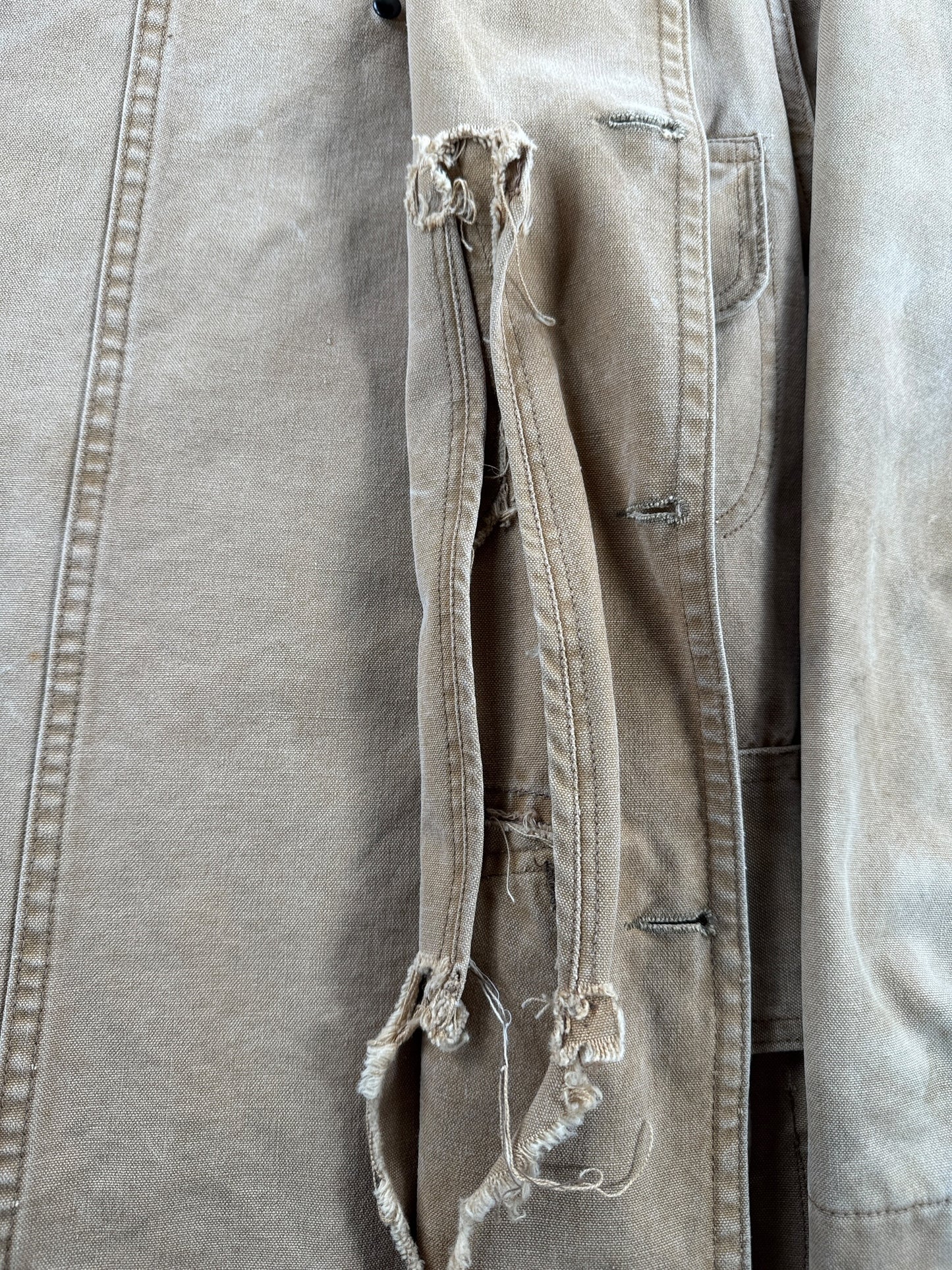 Ripped Pocket on Vintage 30s/40s Hunting Jacket SZ L