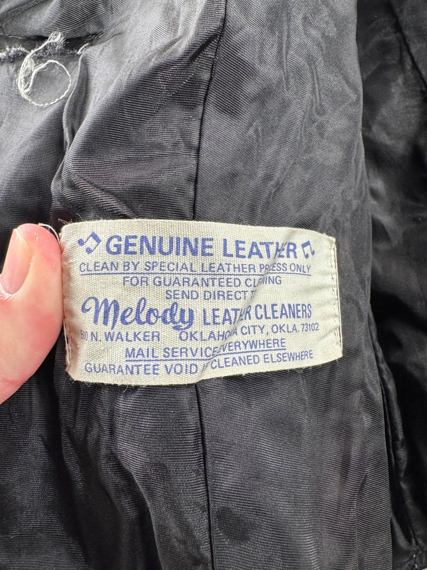 Label on Vintage Ms. Pioneer Western Suede Jacket SZ 6