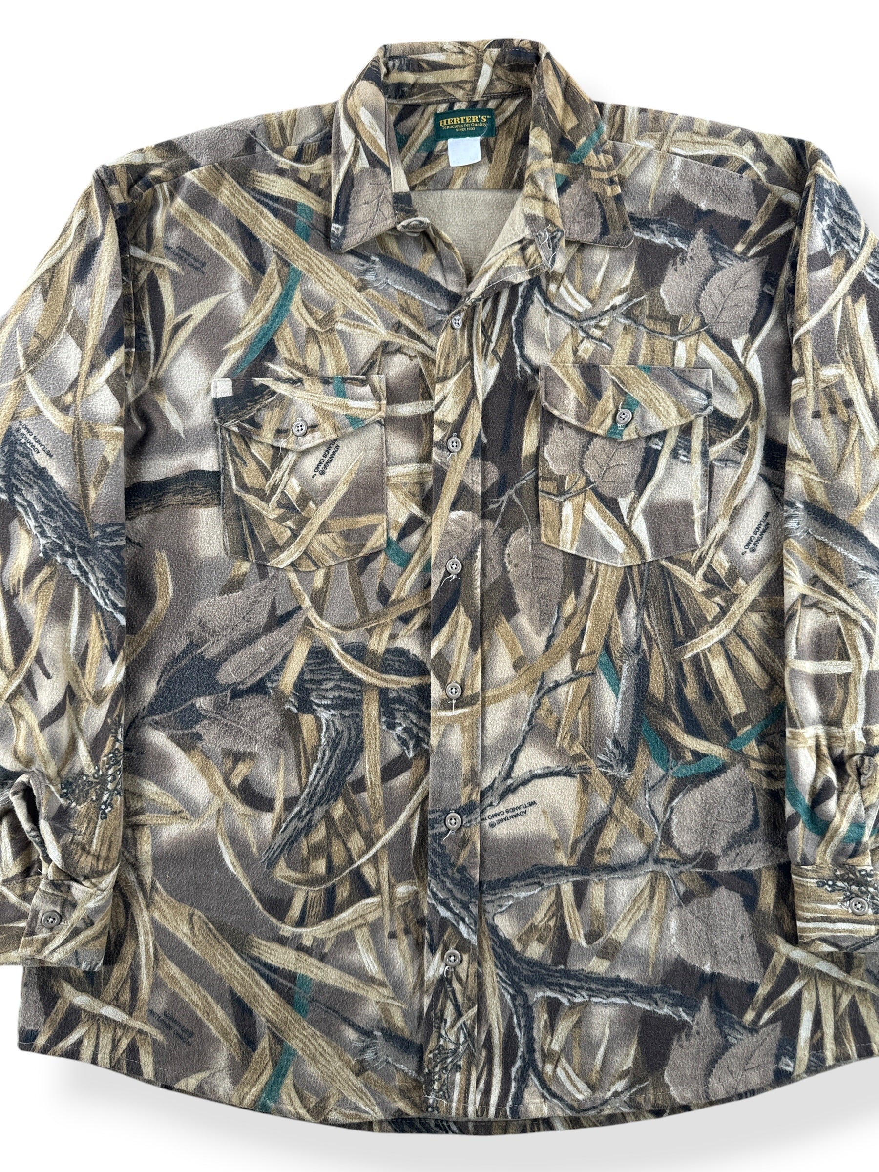 Front Close Up of Vintage Herter's Wetlands Camo Chamois Cloth Shirt SZ XXL