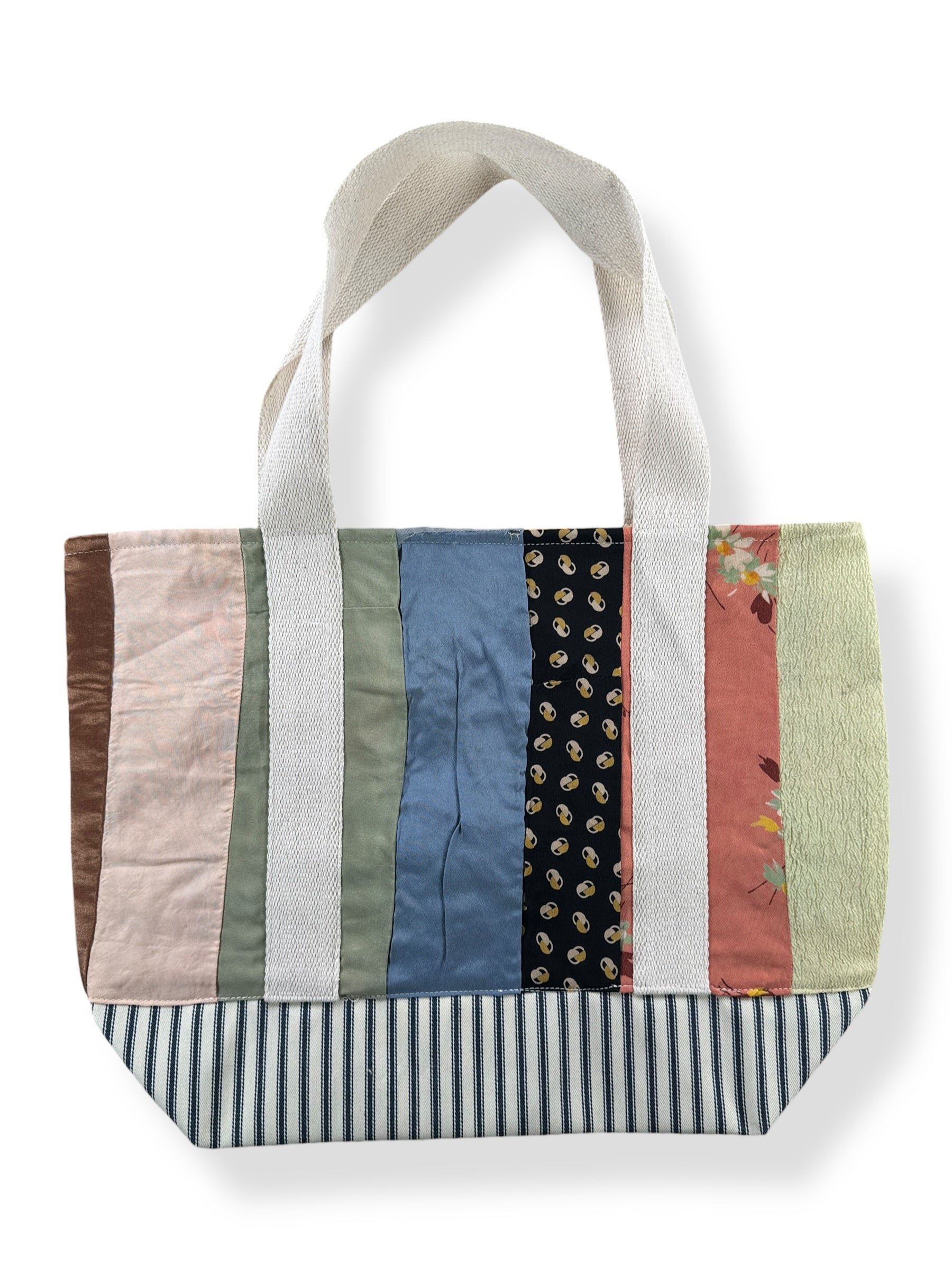Side B of Archive Craft X Barn Owl Vintage Quilt Tote Bag
