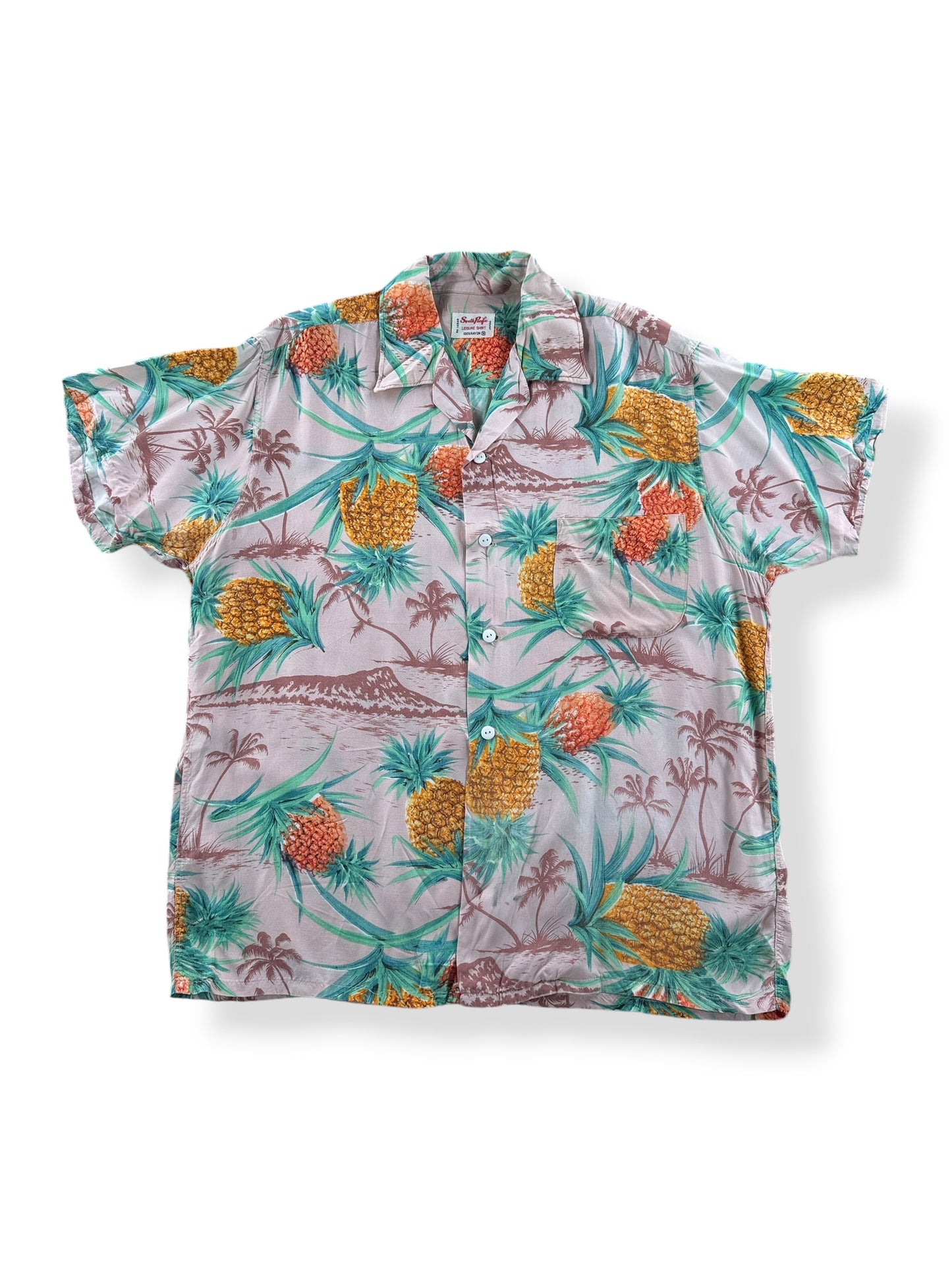 Front of Vintage South Pacific 100% Rayon Pineapple Aloha Shirt SZ M