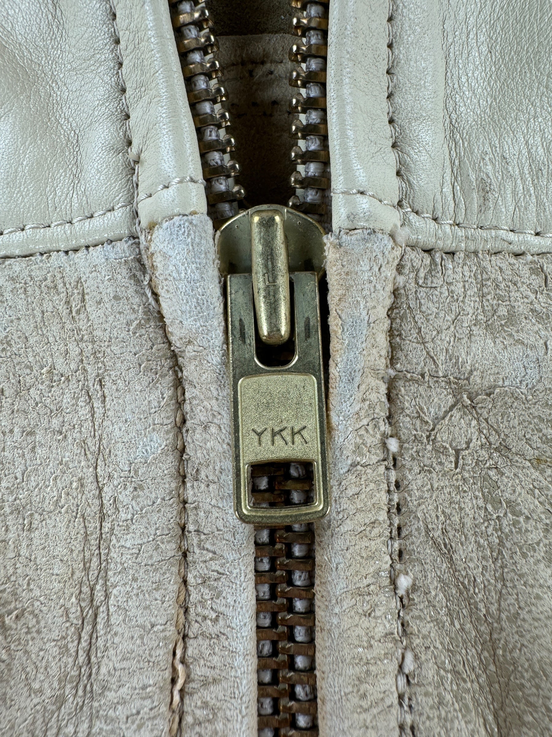 Zipper on Vintage Unlined Deerskin Jacket SZ M