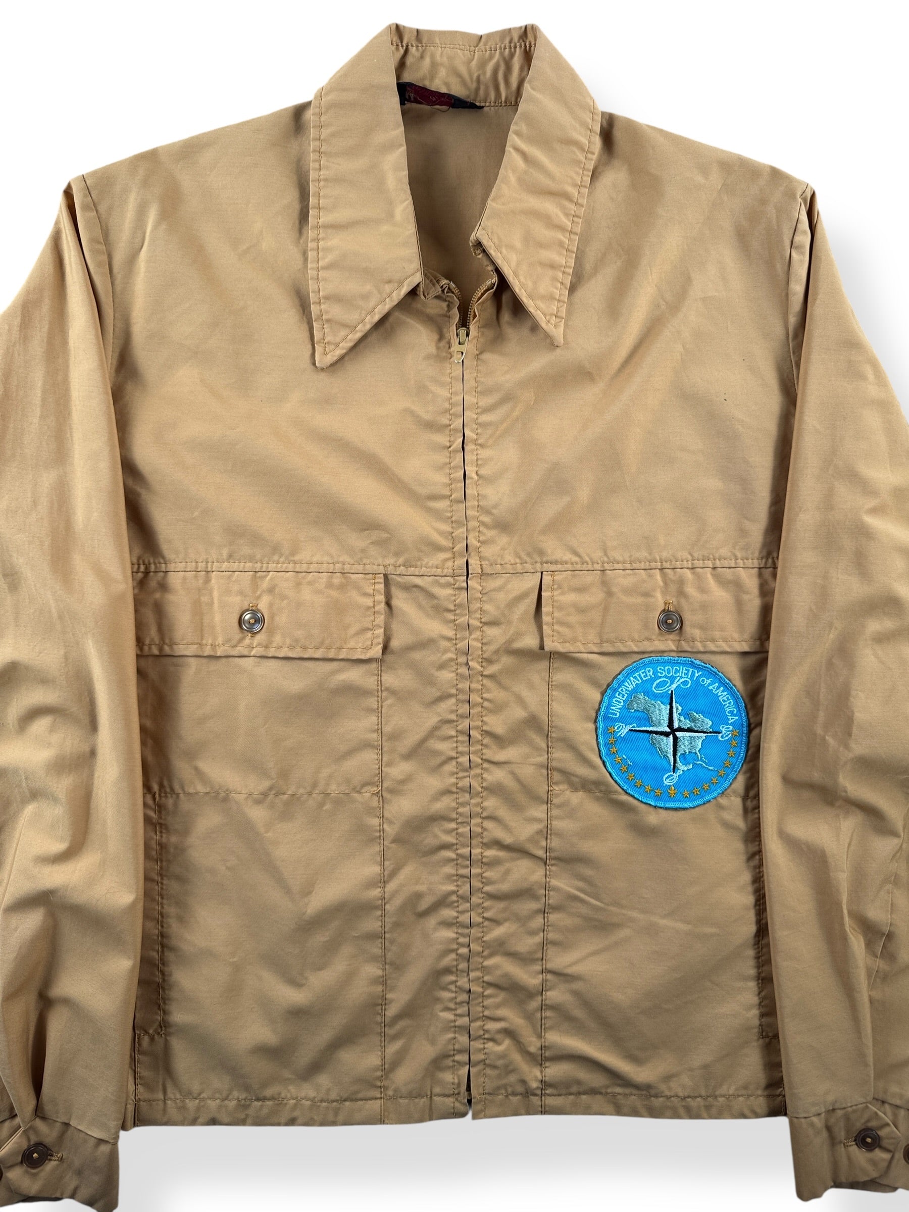 Front Close Up of Vintage Underwater Society of America Windbreaker SZ M