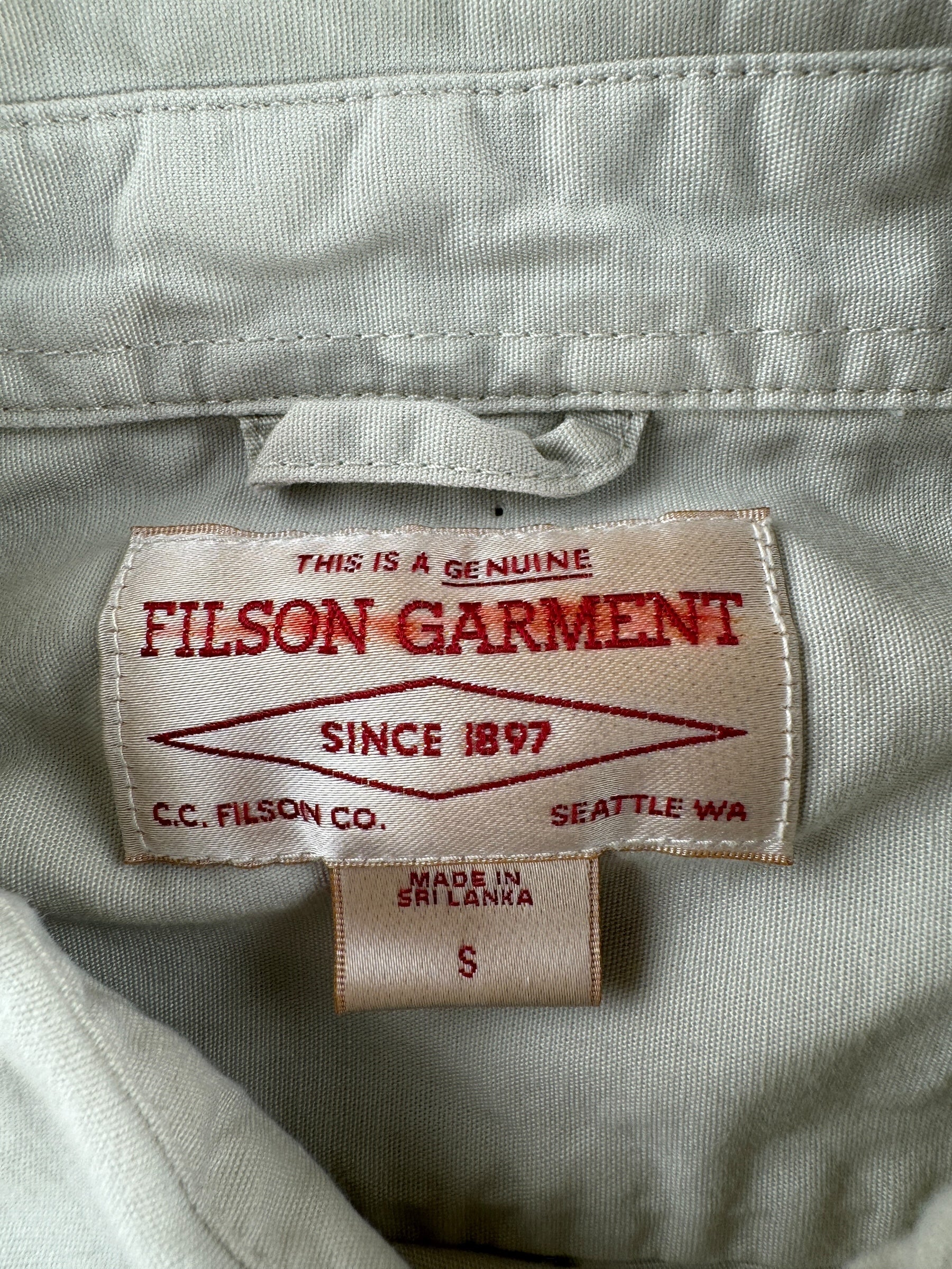 Tag on Filson Buckhorn Field Shirt SZ S