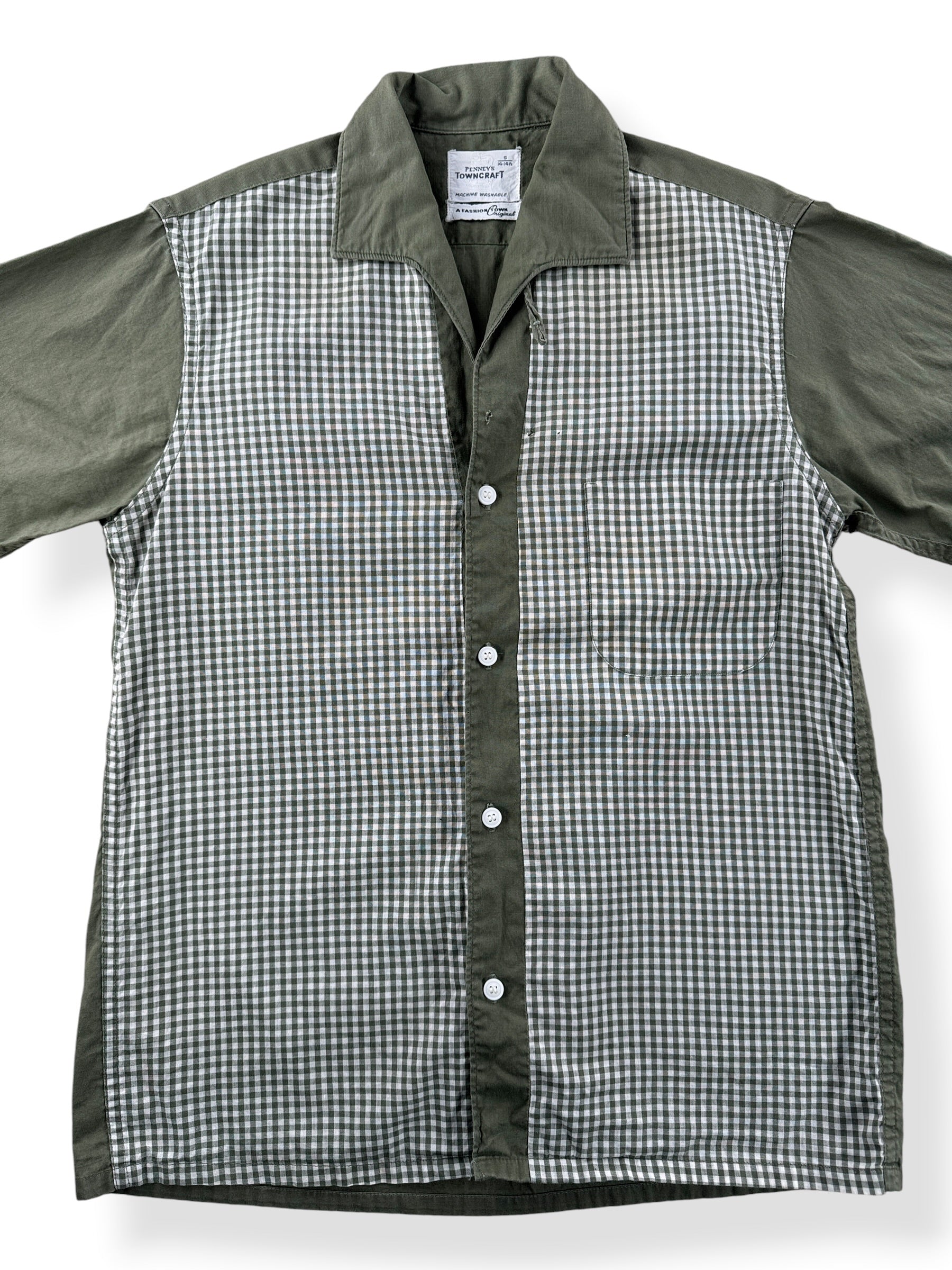 Close up of Vintage 60's Towncraft Button Up Shirt SZ S