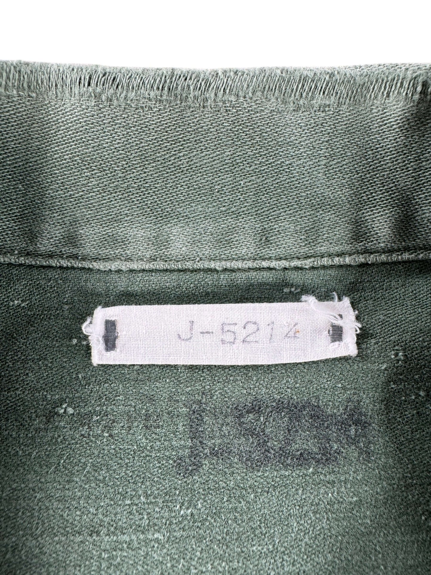 Label on Vintage Named Army Shirt SZ L