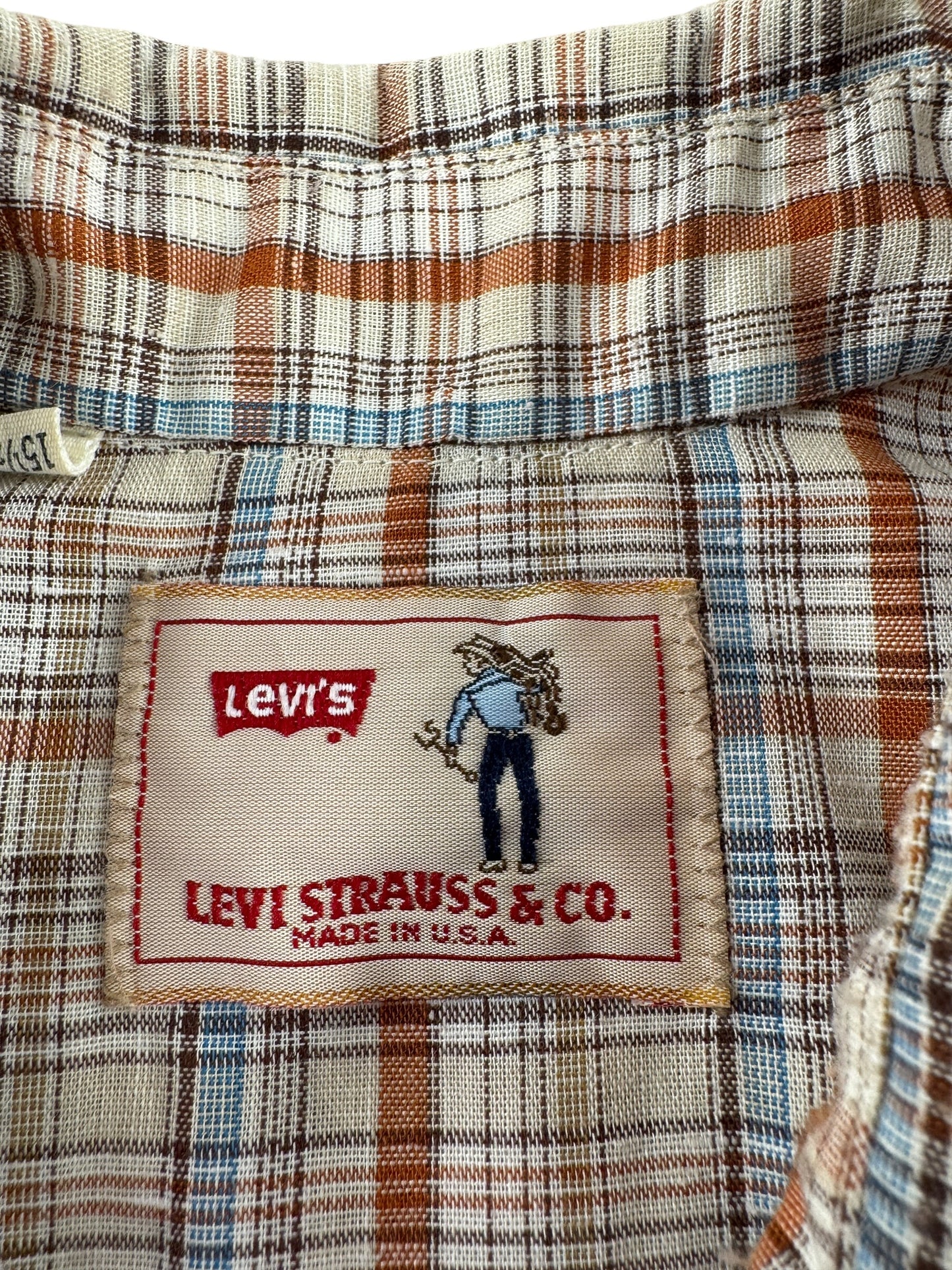 Label on Vintage Levi's Saddleman Label Pearl Snap Shirt SZ M Tall