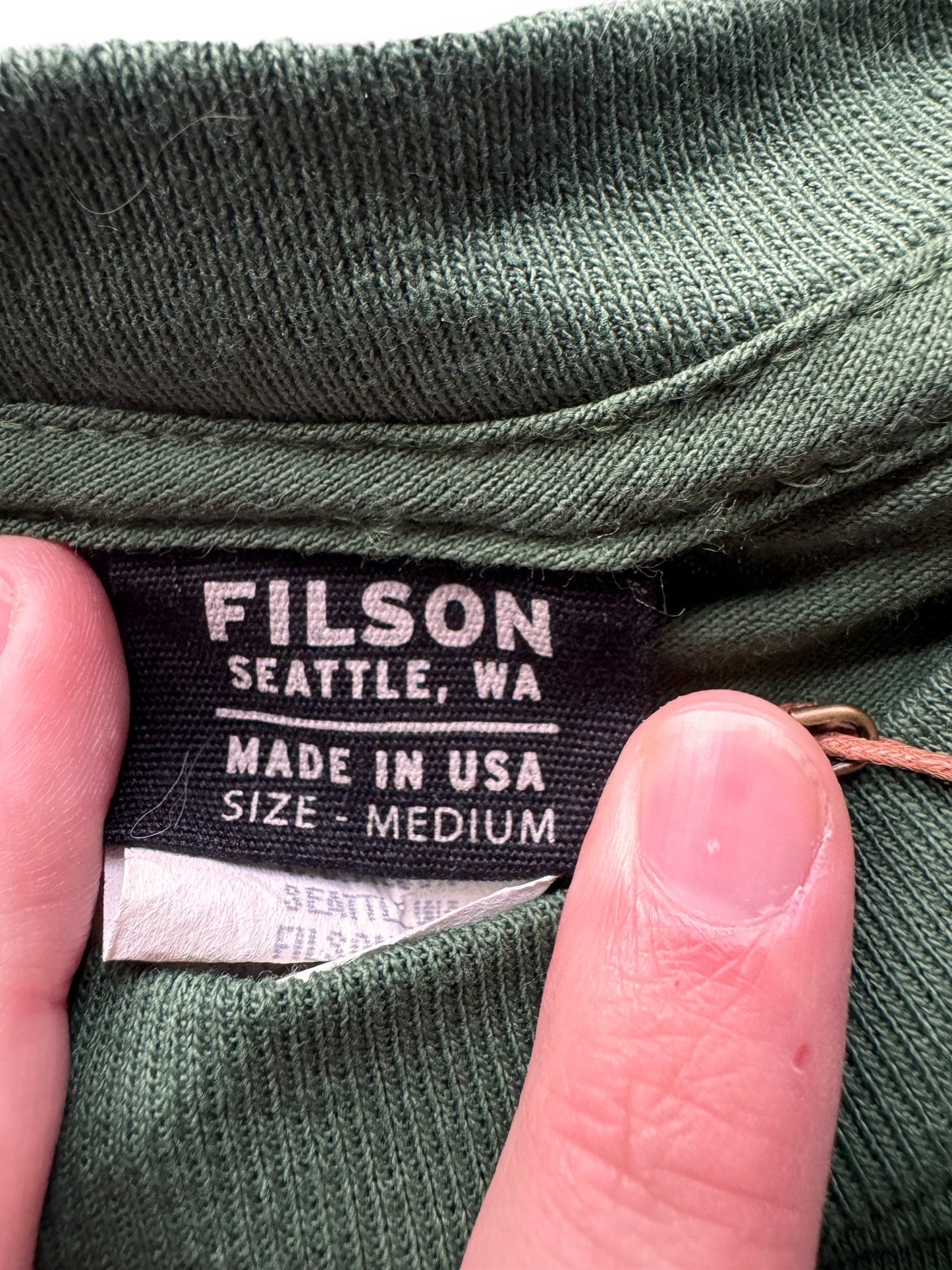 tag on NWT Green Filson Long Sleeve Smokey Tee SZ M