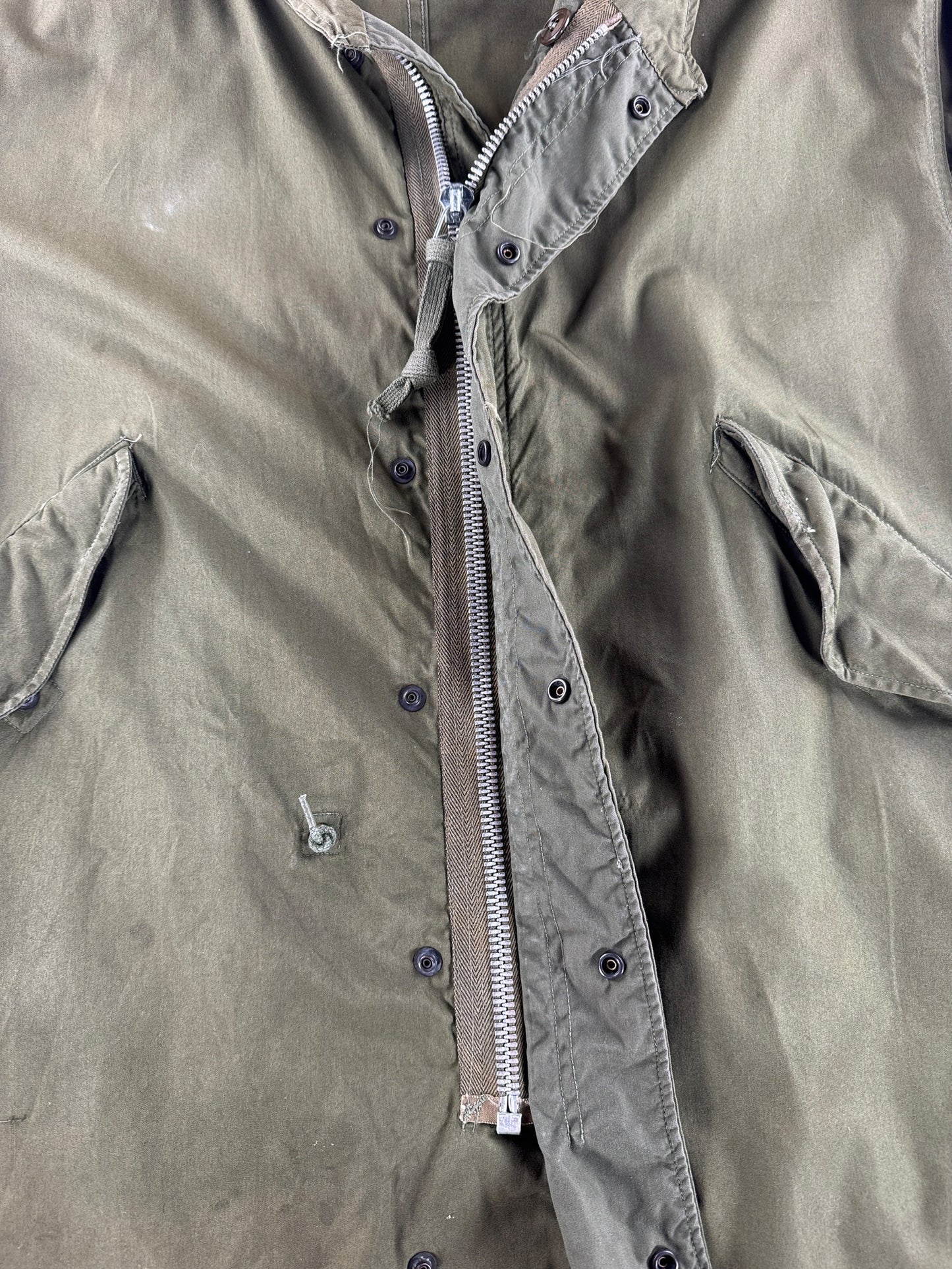 Zipper on Vintage Fishtail Parka Liner SZ XL