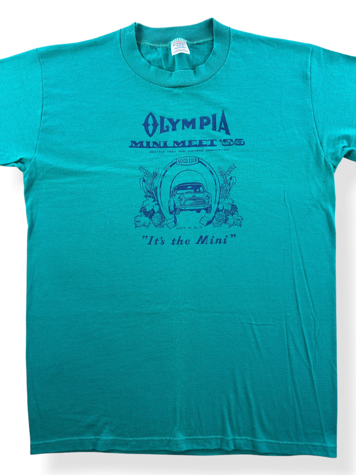 Close-up of Vintage Olympia Mini Cooper Meet Tee SZ M