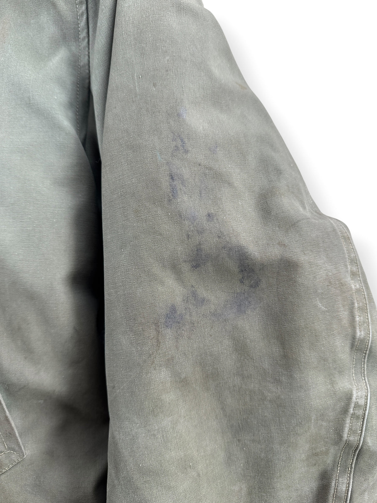 Stains on sleeve of Vintage B-9 Civilian Parka SZ XL