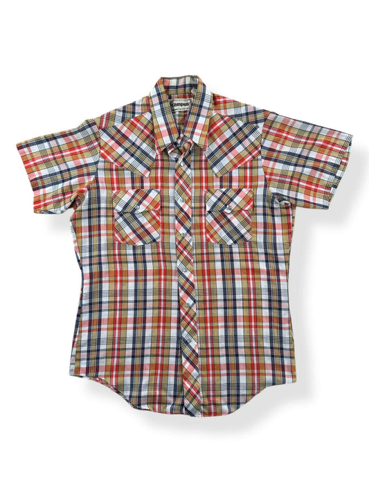 Front of Vintage Campus Short Sleeve Pearl Snap Shirt SZ M