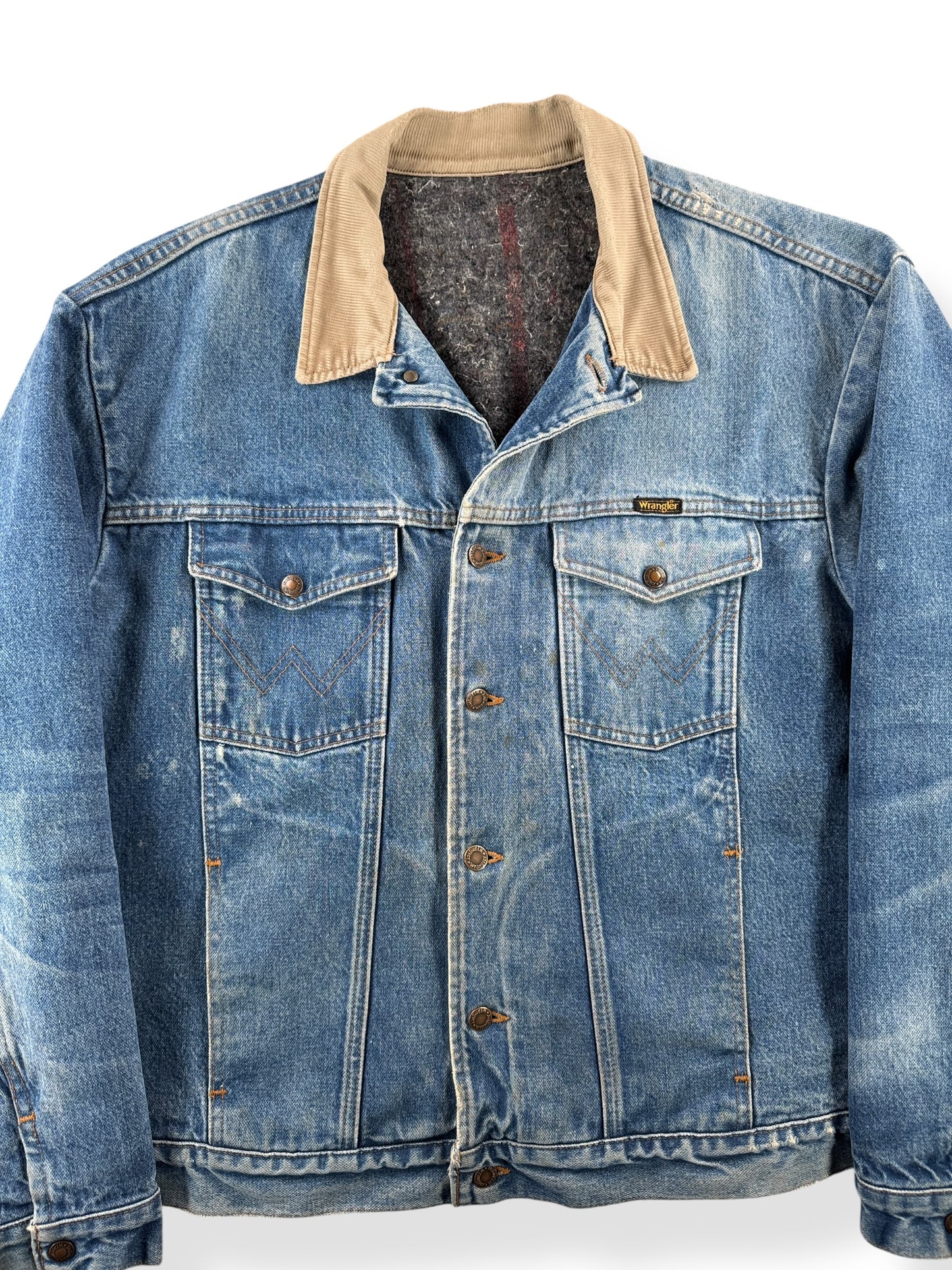 Front Close Up of Vintage Wrangler Blanket Lined Trucker Jacket SZ XXL