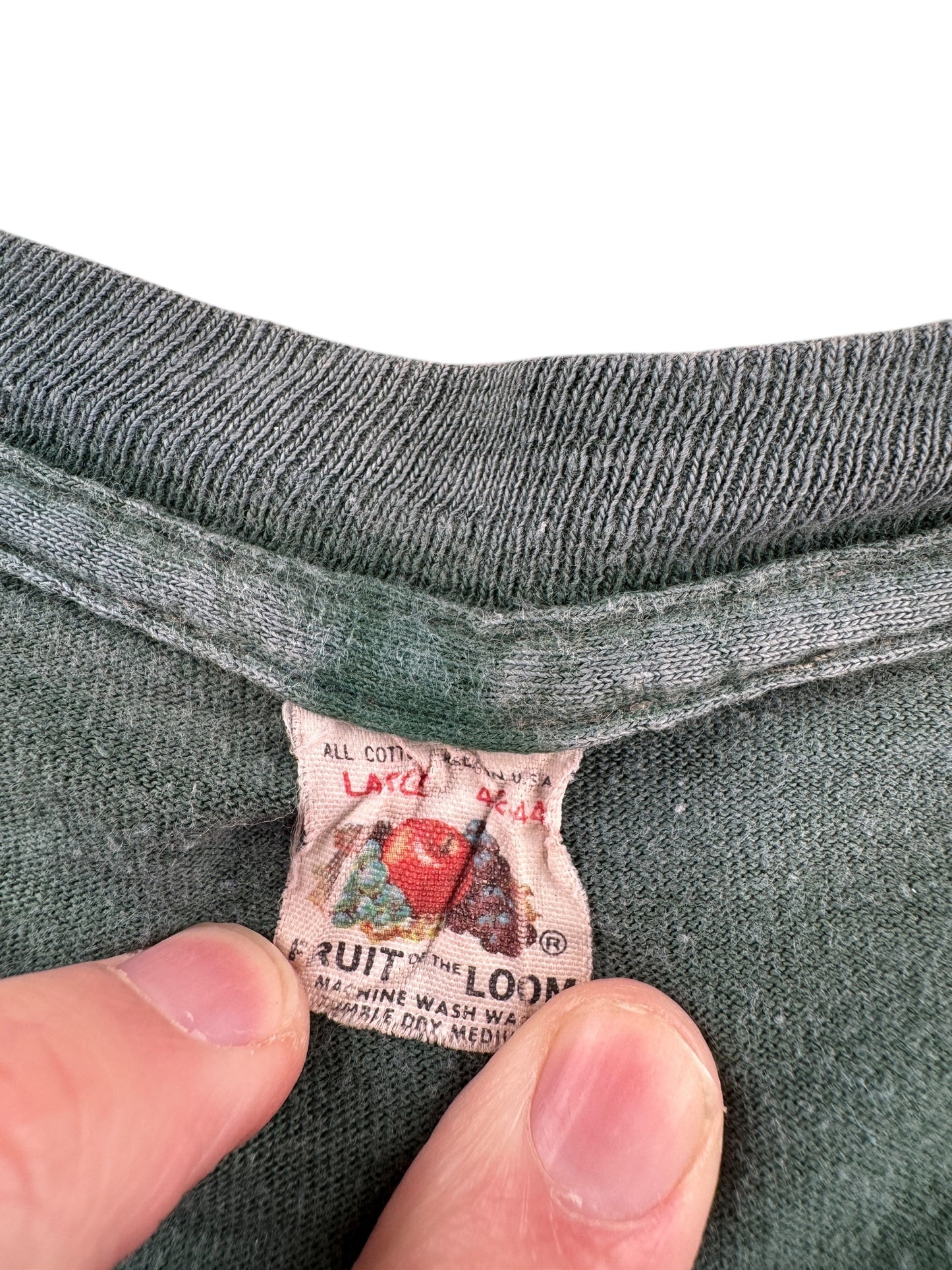 Tag on Vintage Faded Green FOTL Pocket Tee SZ L