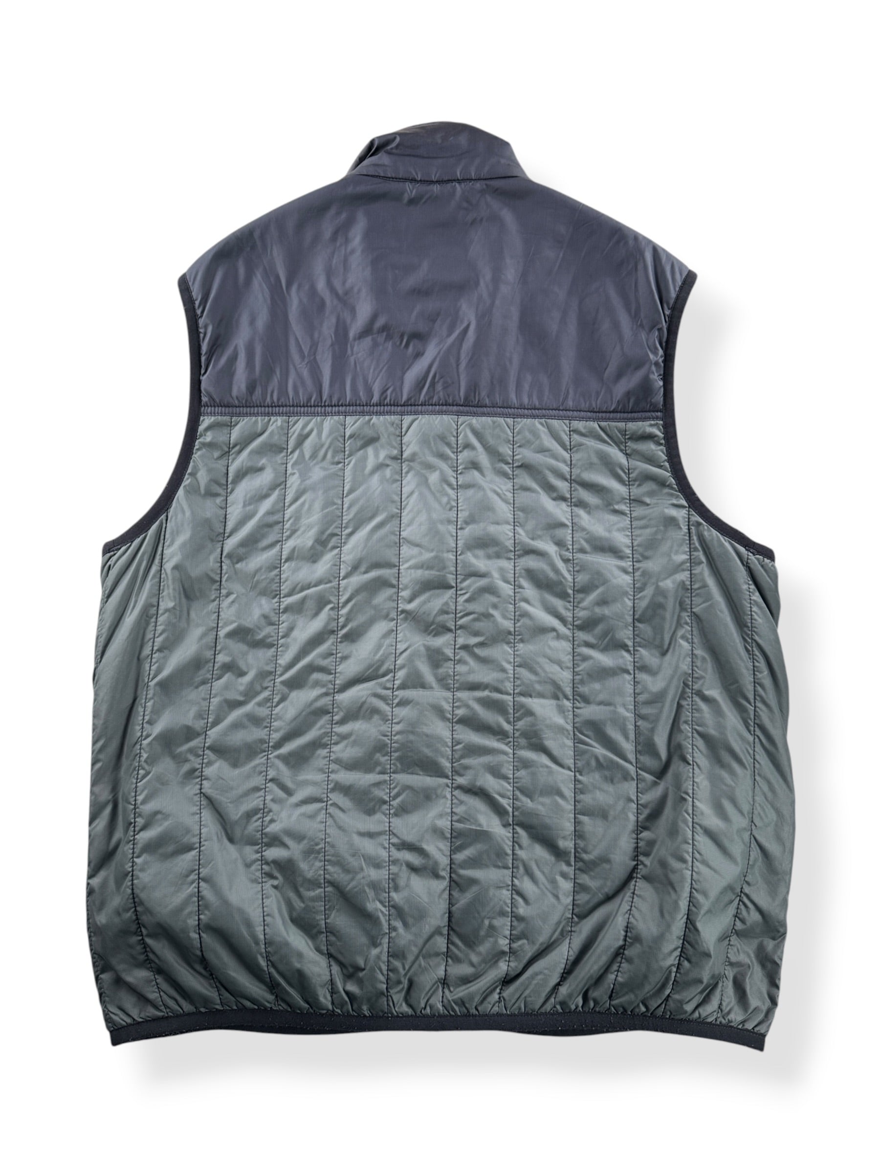 Back of Filson Quilted Vest SZ M
