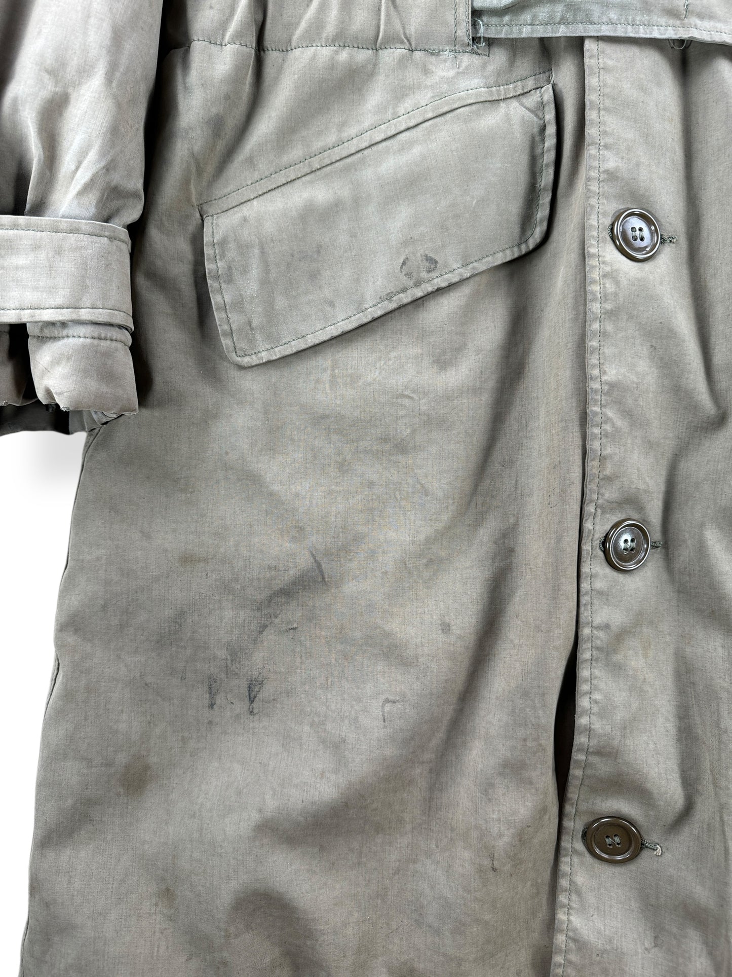 Stains on Vintage 1943 N-1 Winter Parka Coat SZ 46