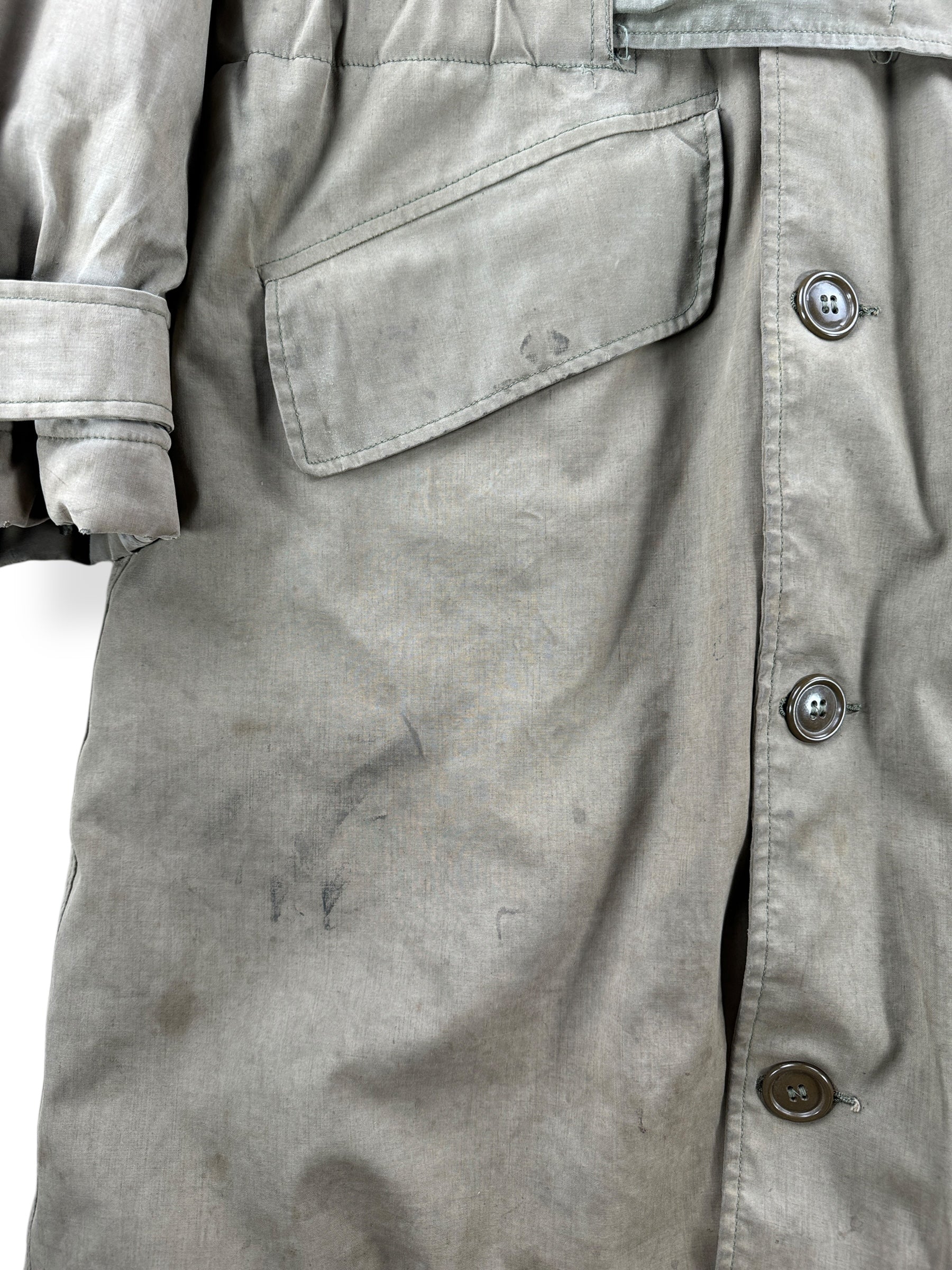 Stains on Vintage 1943 N-1 Winter Parka Coat SZ 46