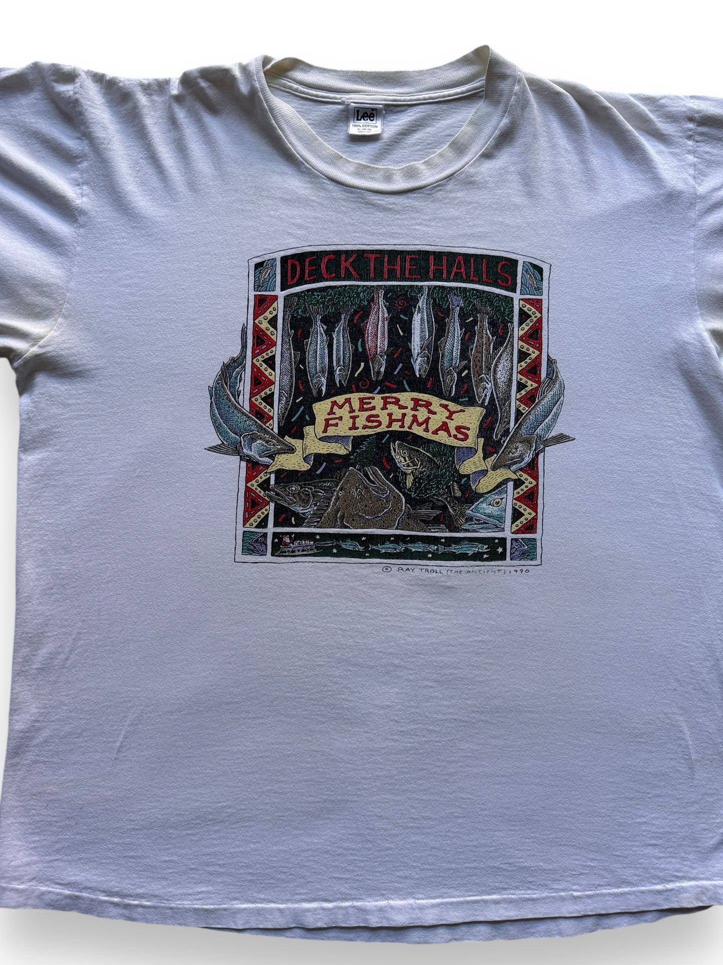 Front Detail on Vintage Ray Troll "Merry Fishmas" Tee SZ XL