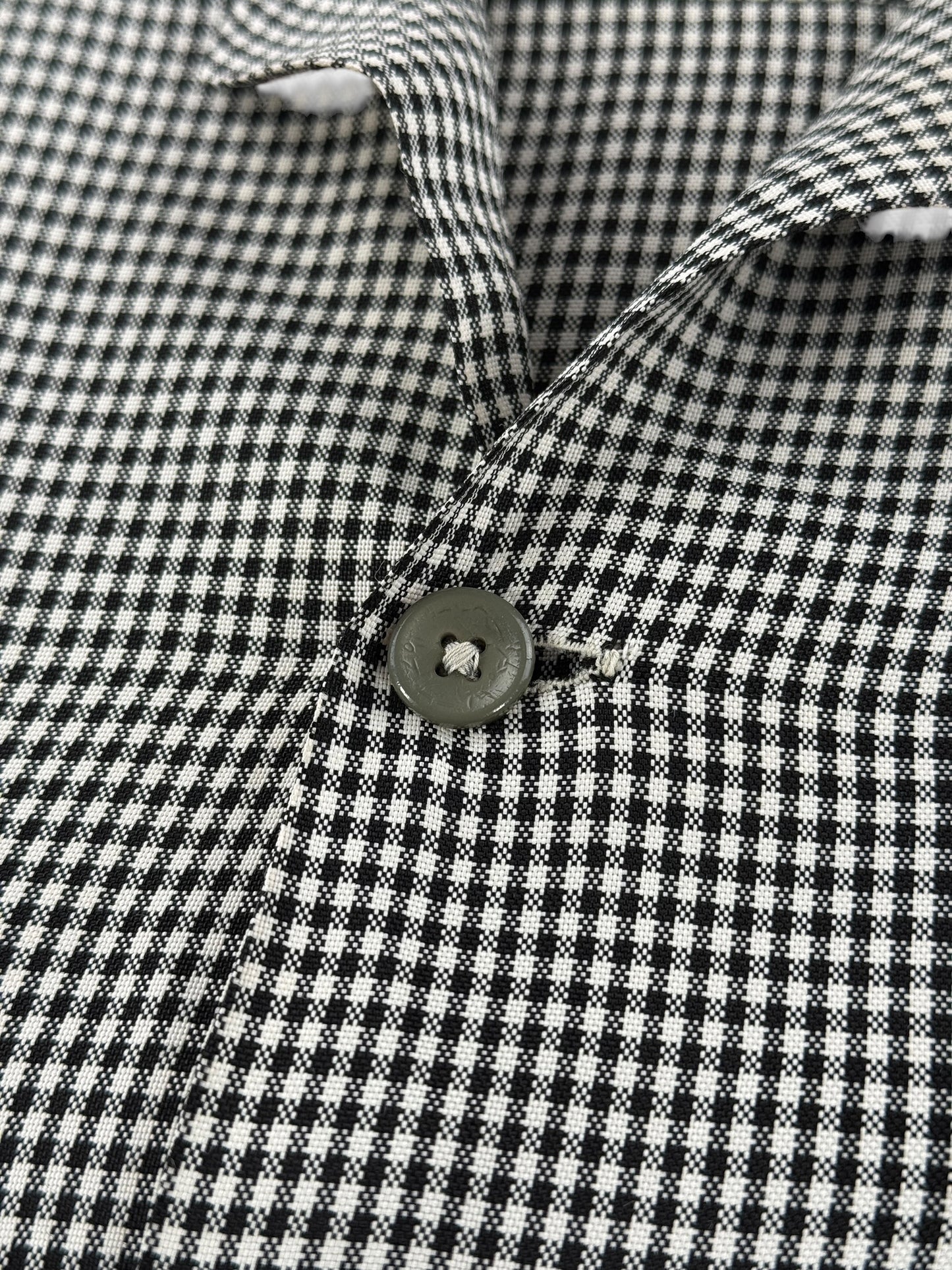 Button on Vintage 1950s Sterling Black and White Rayon Loop Collar Shirt SZ M