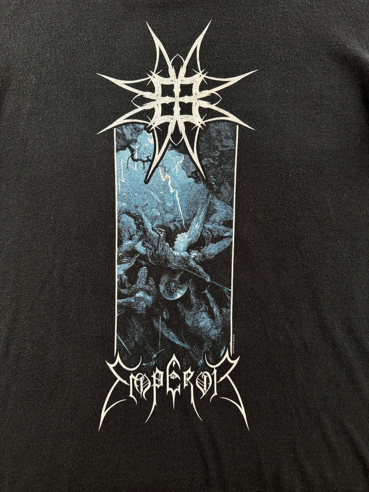 Front graphic on Vintage Emperor Band Tee SZ S