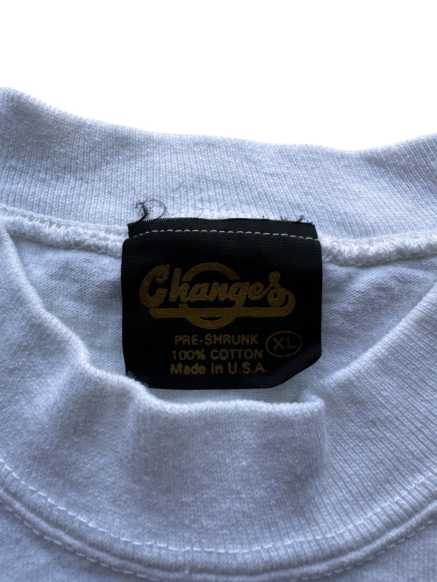 Tag on Vintage Embroidered Bugs Bunny Genie Tee SZ XL