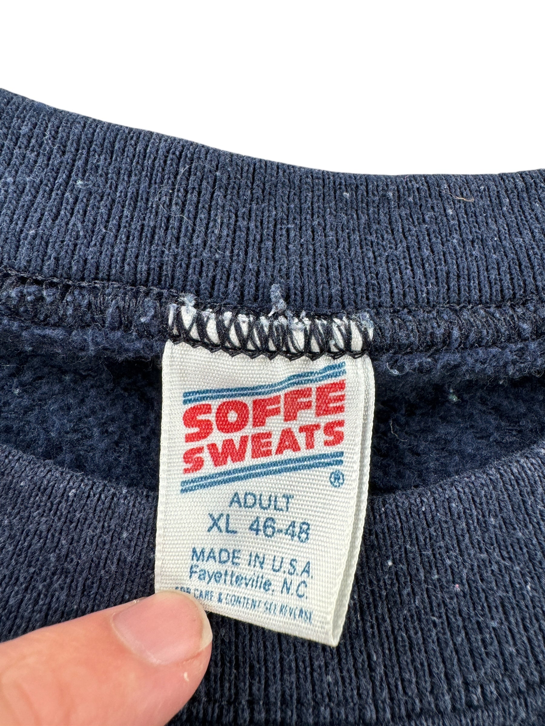 Tag on Vintage Navy Crewneck SZ L