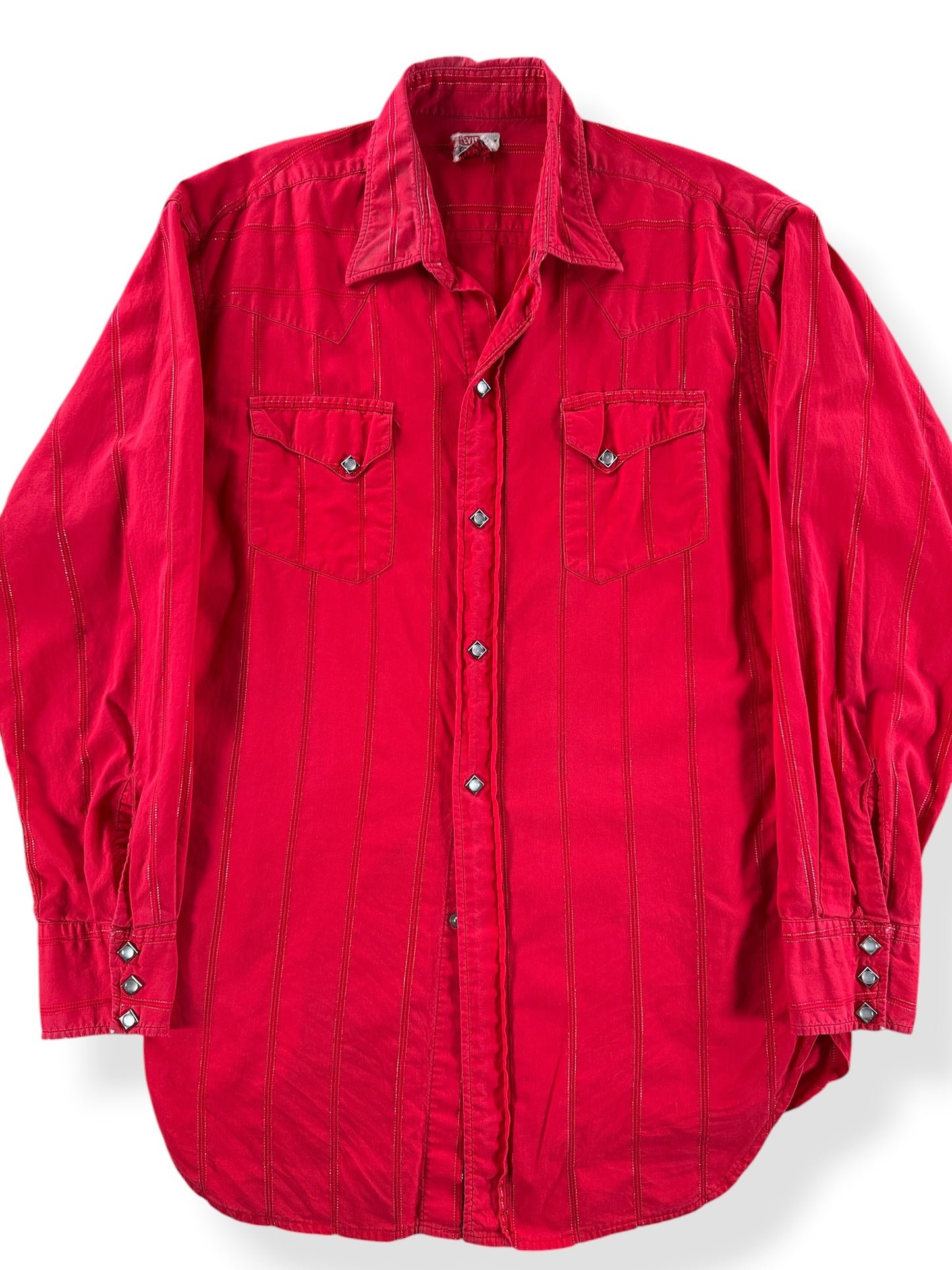 Front Close Up of Vintage Levi's Western Wear Red Pearlsnap SZ M